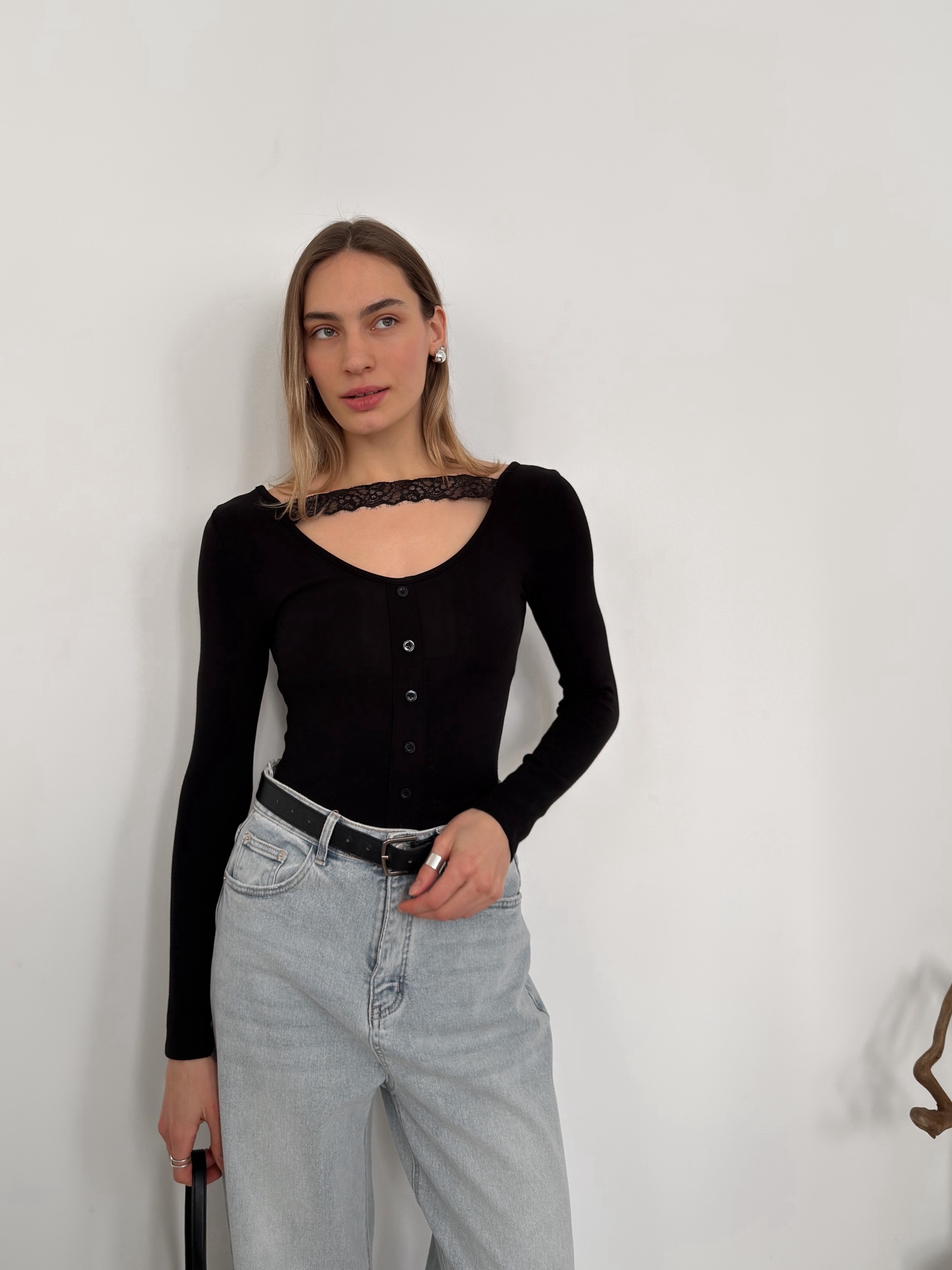 Кофточка  LY Studio B97-1272  кружево пуговки