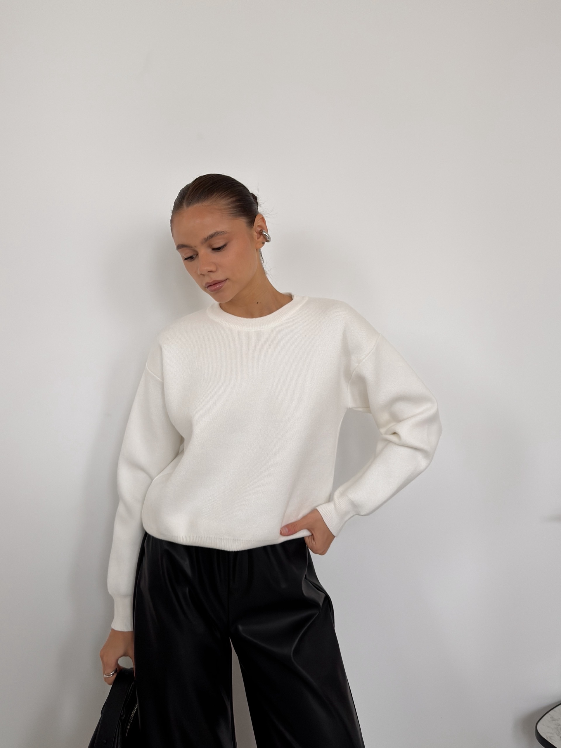 Джемпер Korea 649 круглый ворот