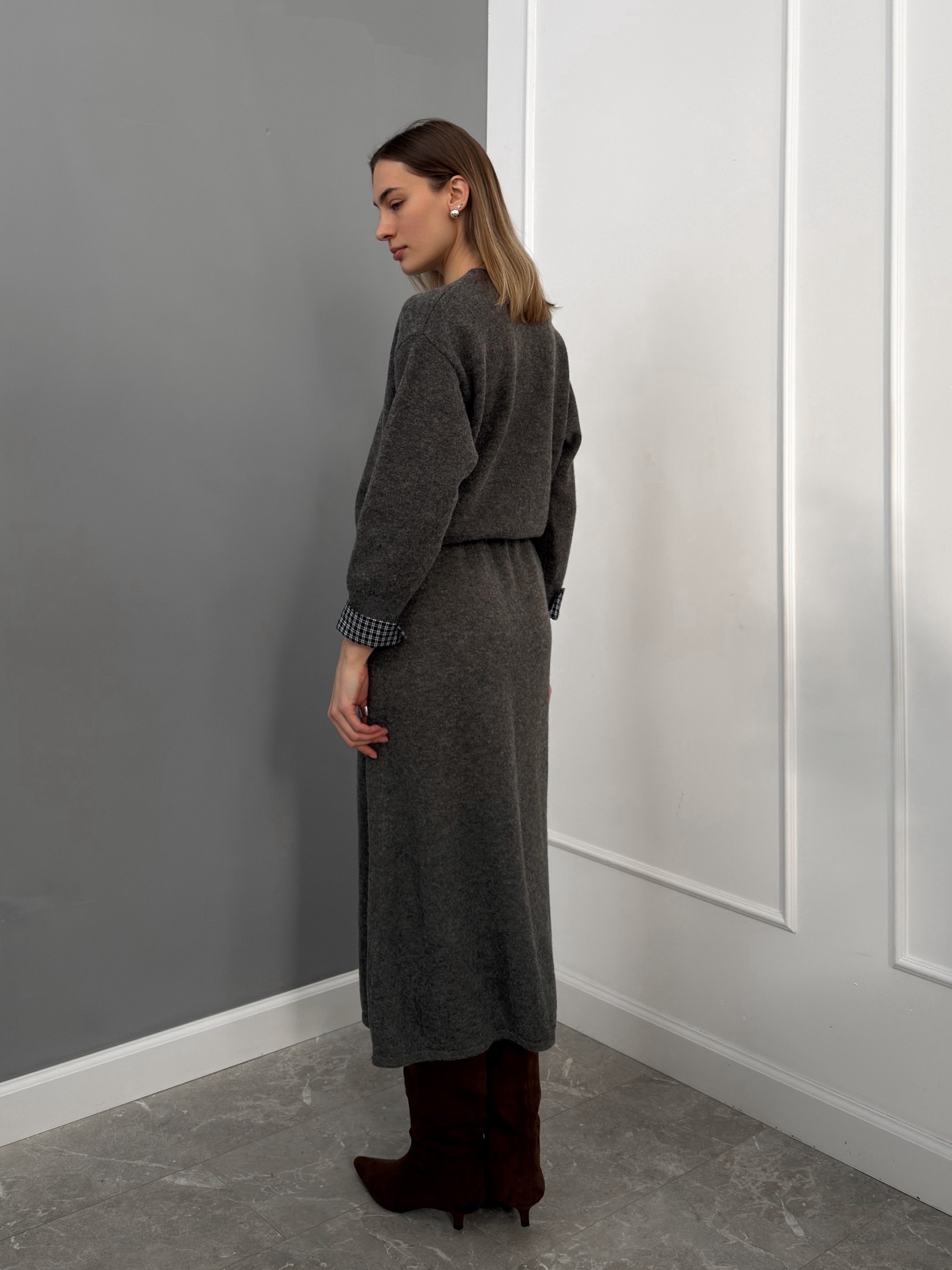 Костюм Hong Shu 1178  клетка на рукавах