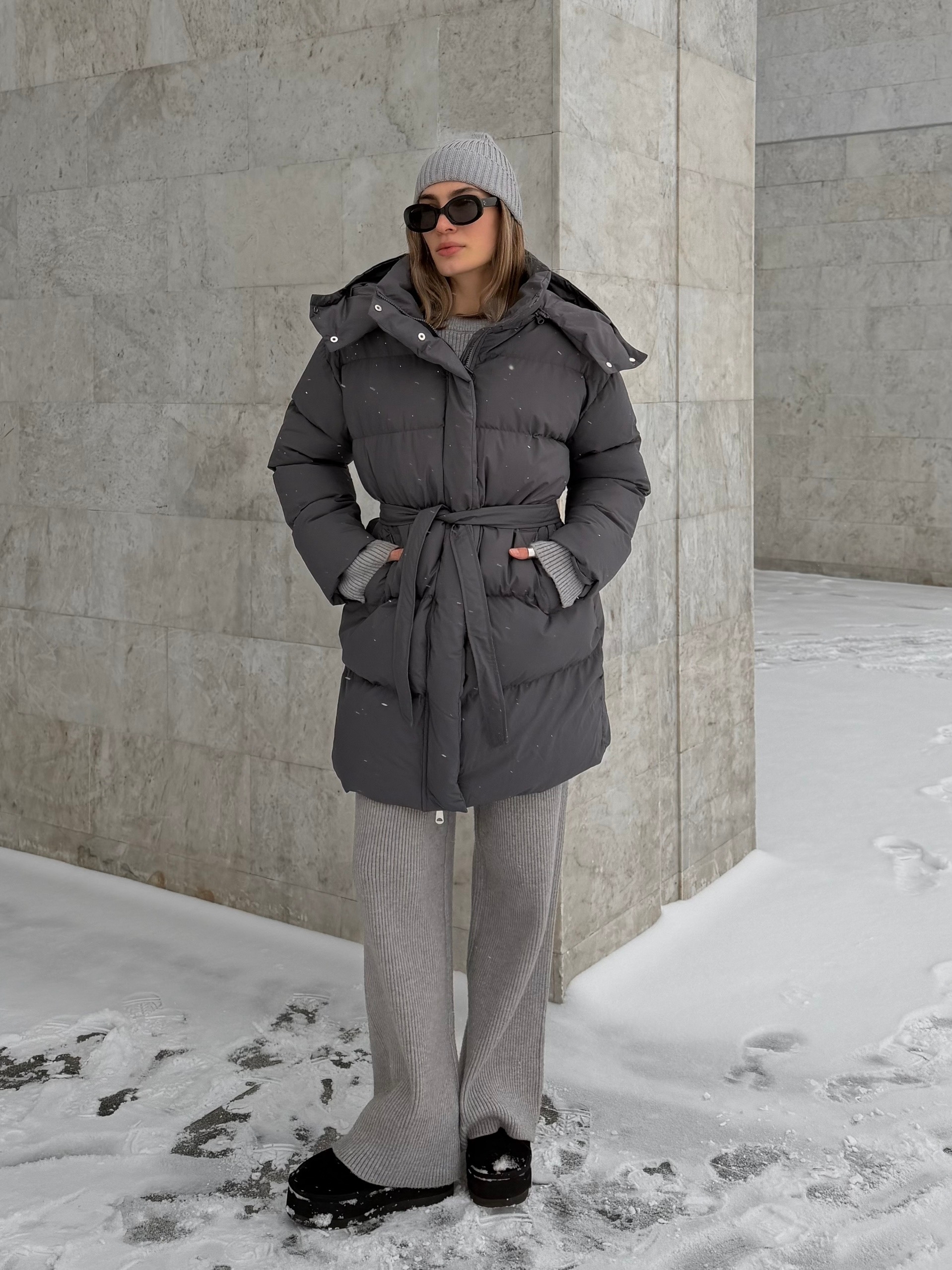 Куртка W638 средняя длина с поясом