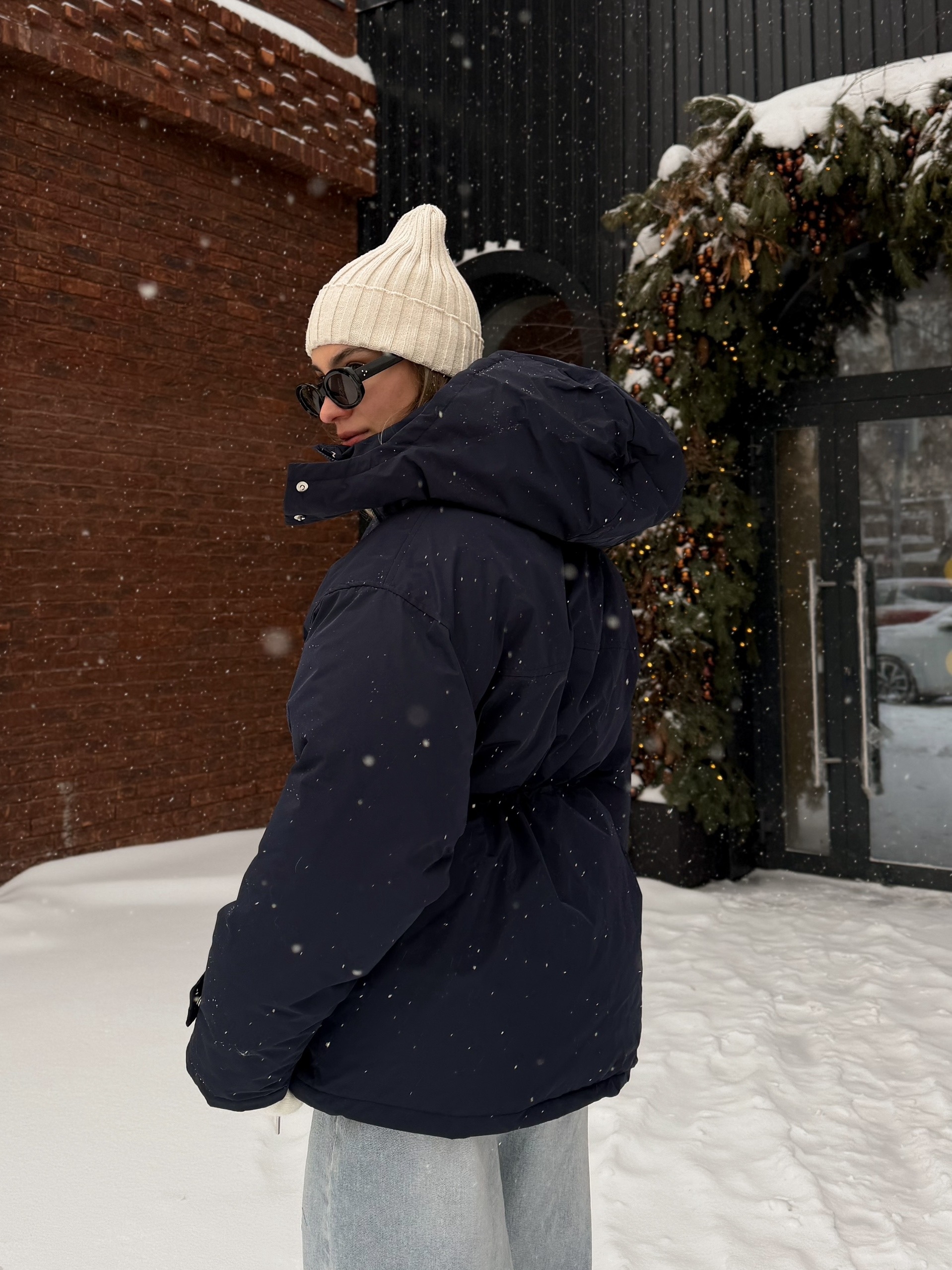 Куртка W616 затяжка на талии