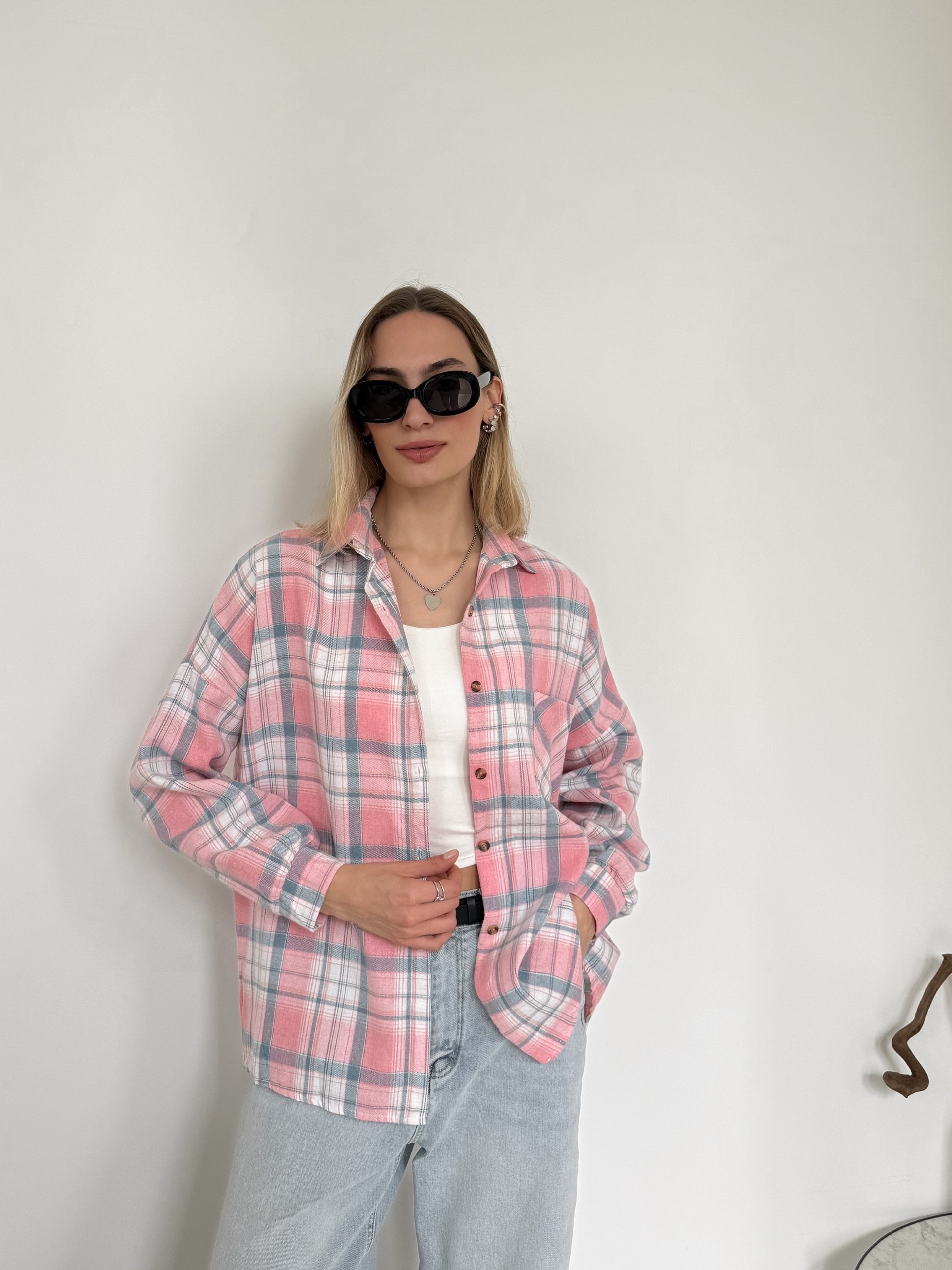 Рубашка Korea 601 клетка карман на груди