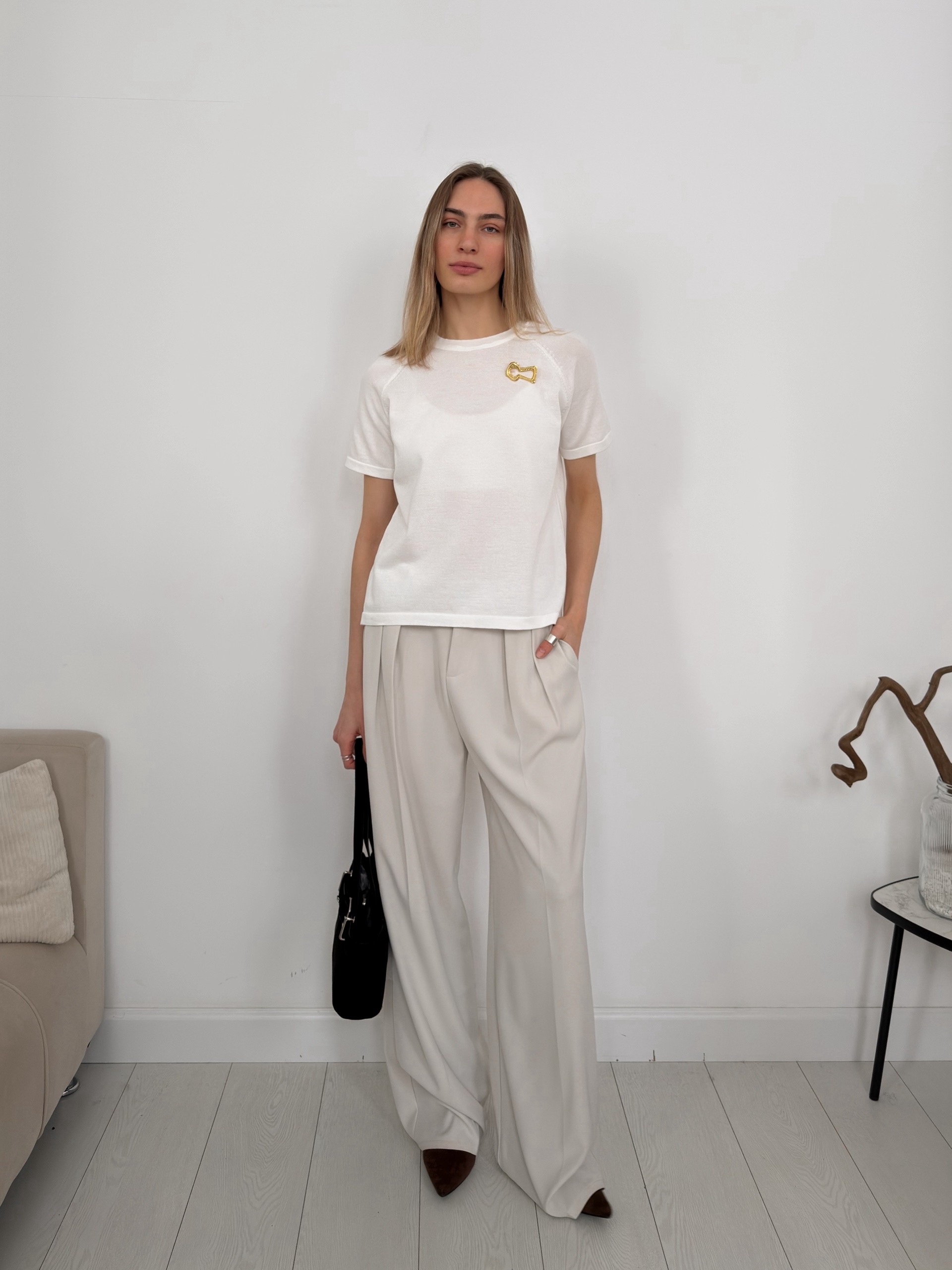 Футболка Korea 2230 + брошь