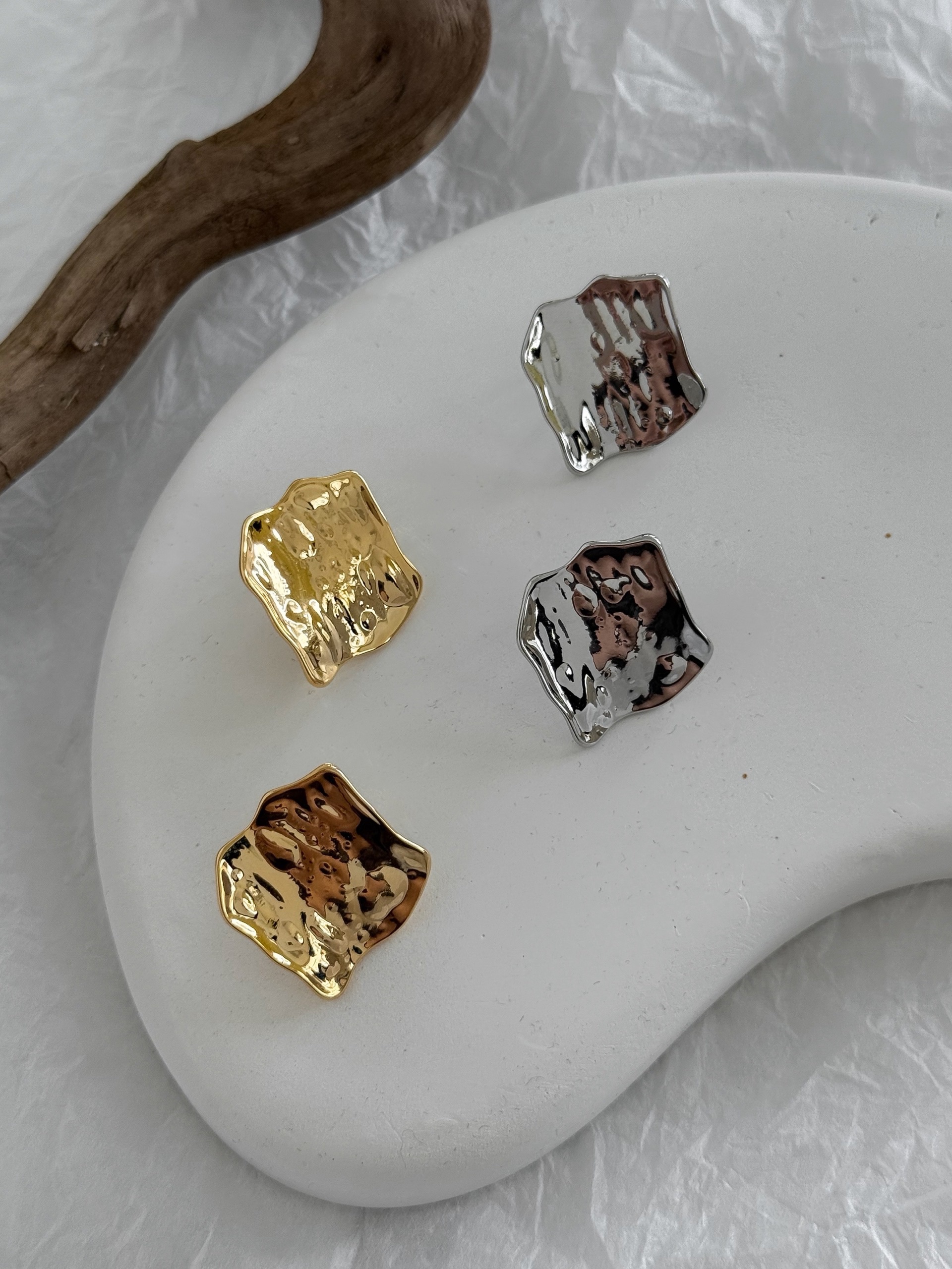 Серьги неровные пластины