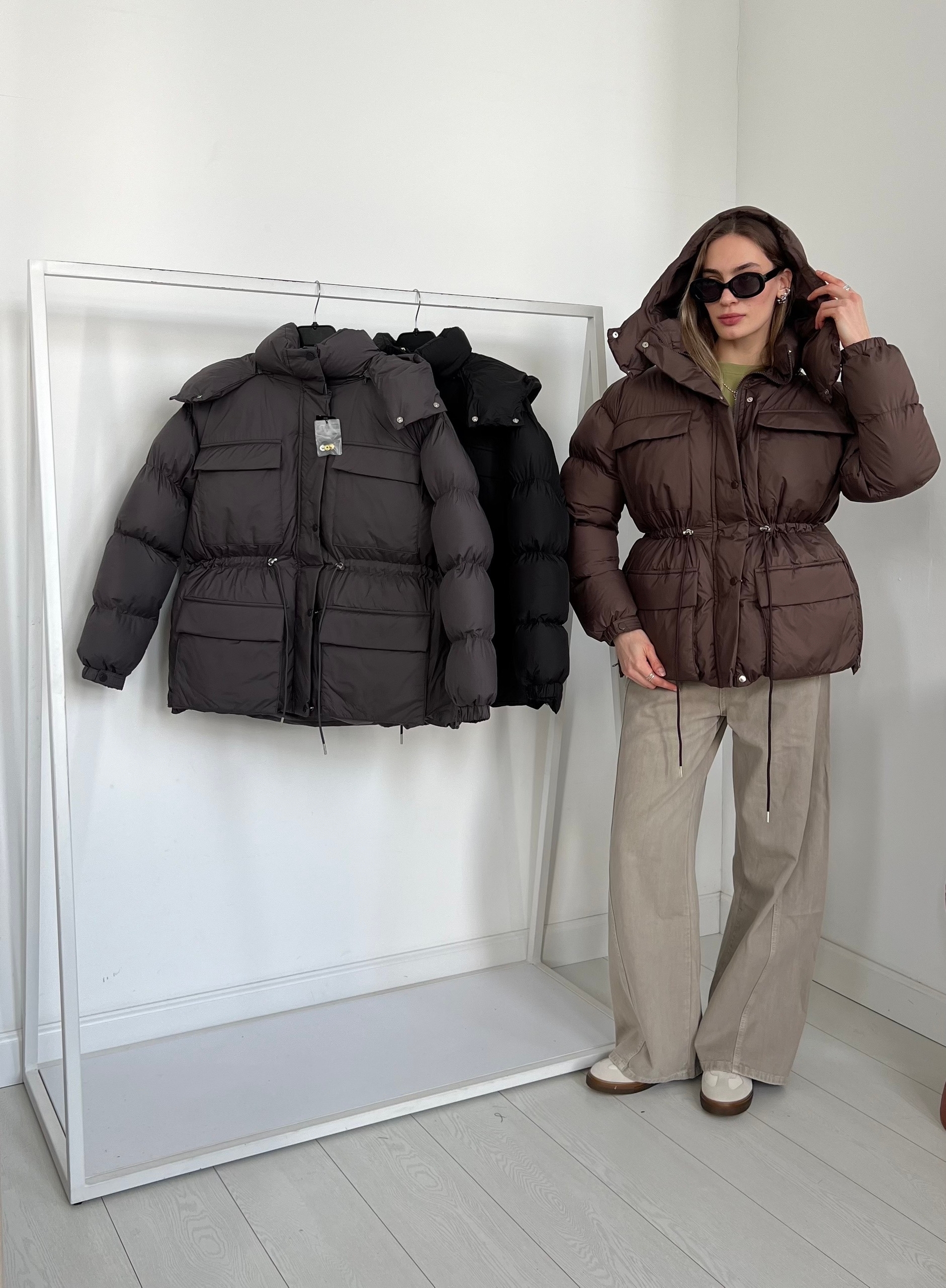 Куртка W 639  на кулиске короткая