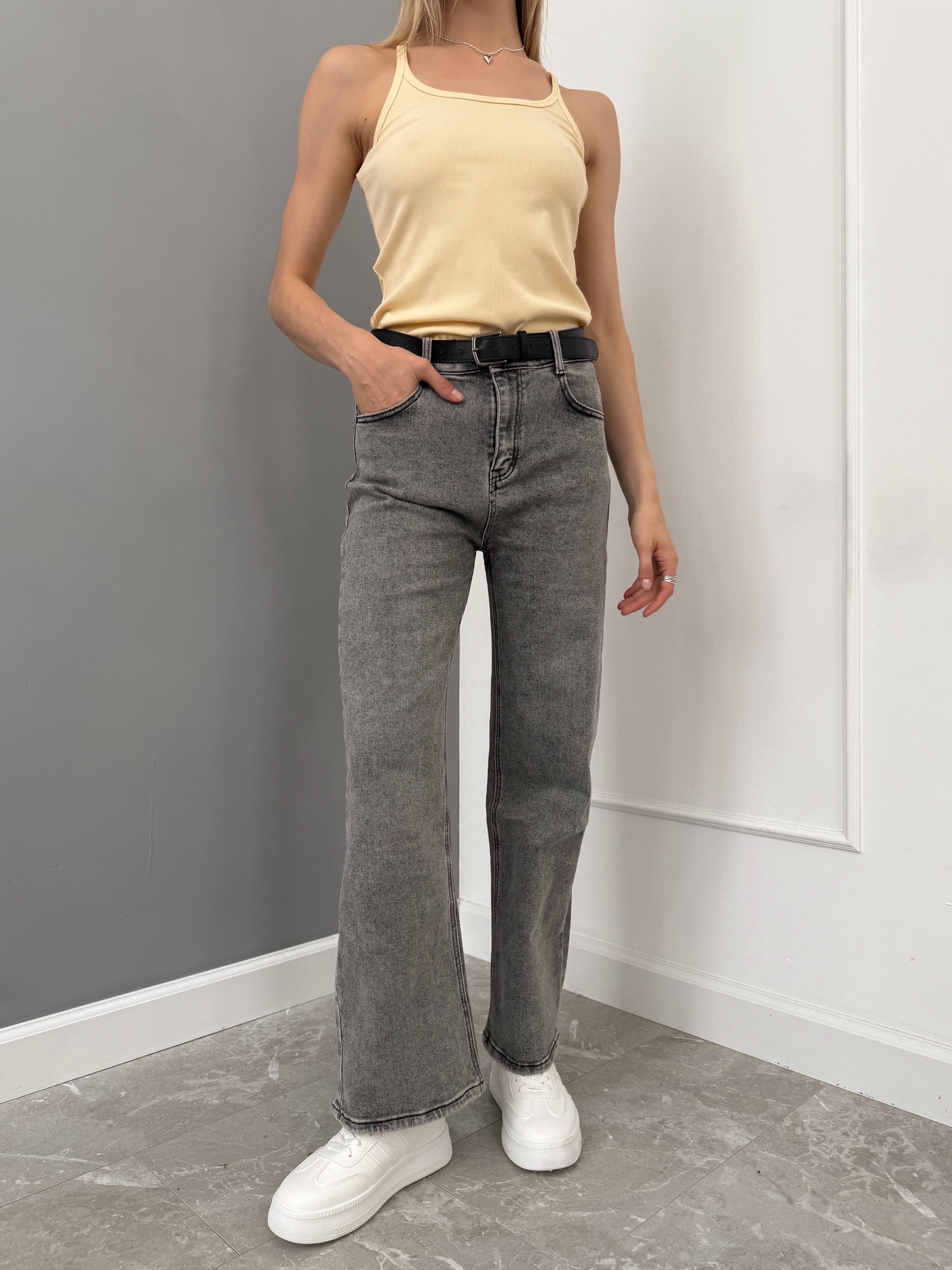 Джинсы Praisejeans F6343G прямые серые