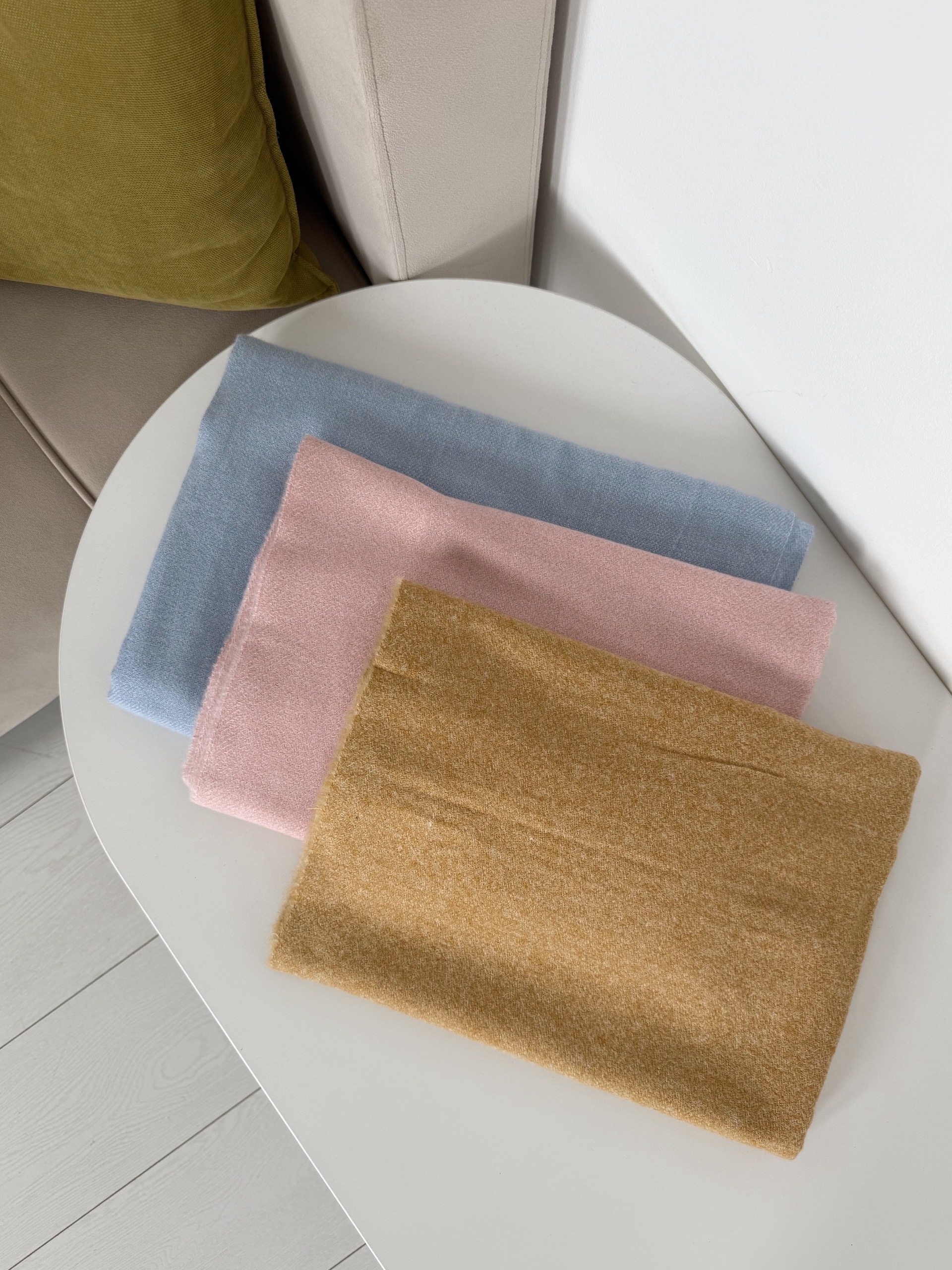 Палантин Lili Scarf B486 висюльки