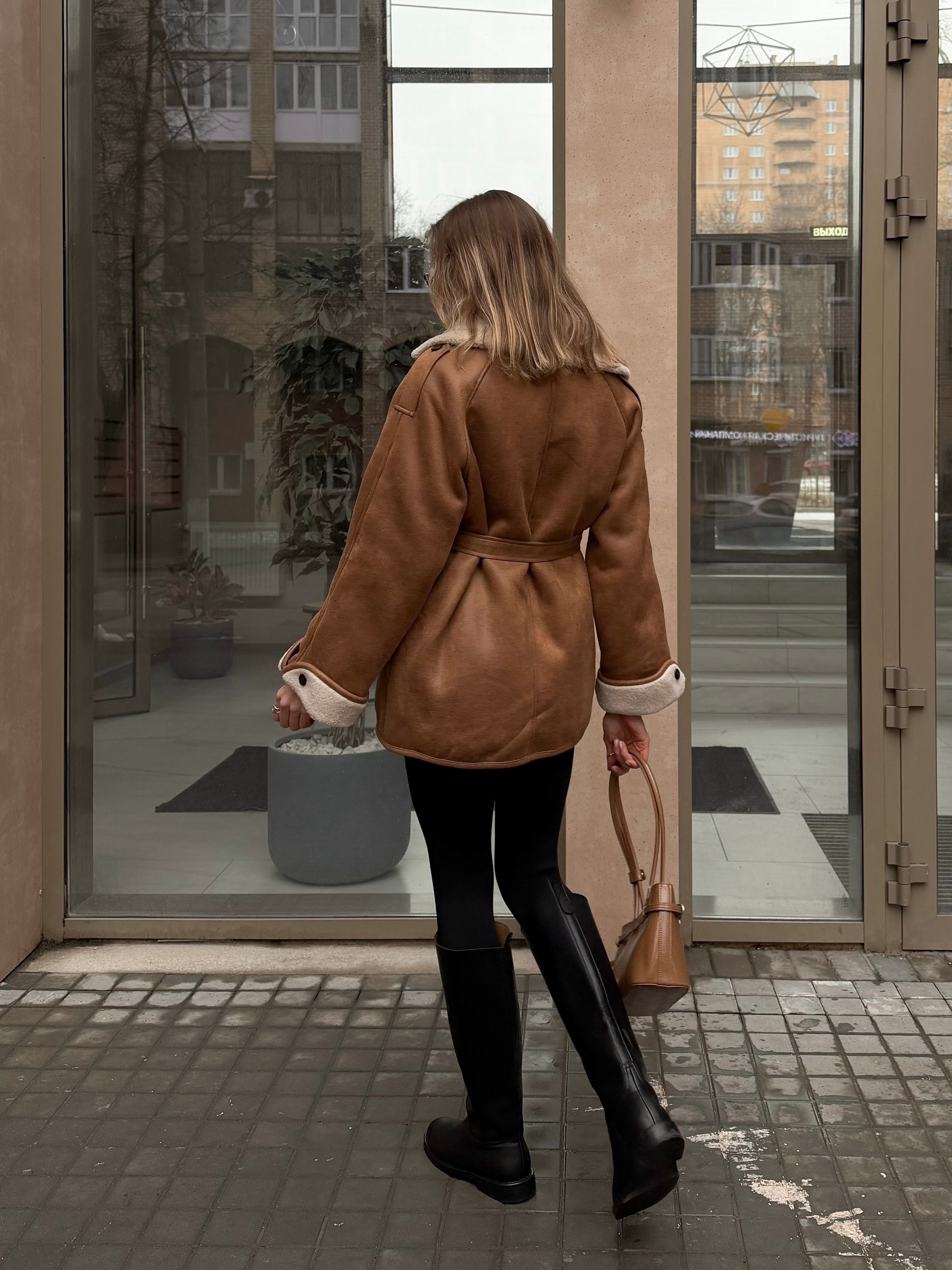 Дубленка W 8878 средняя длина+ пояс