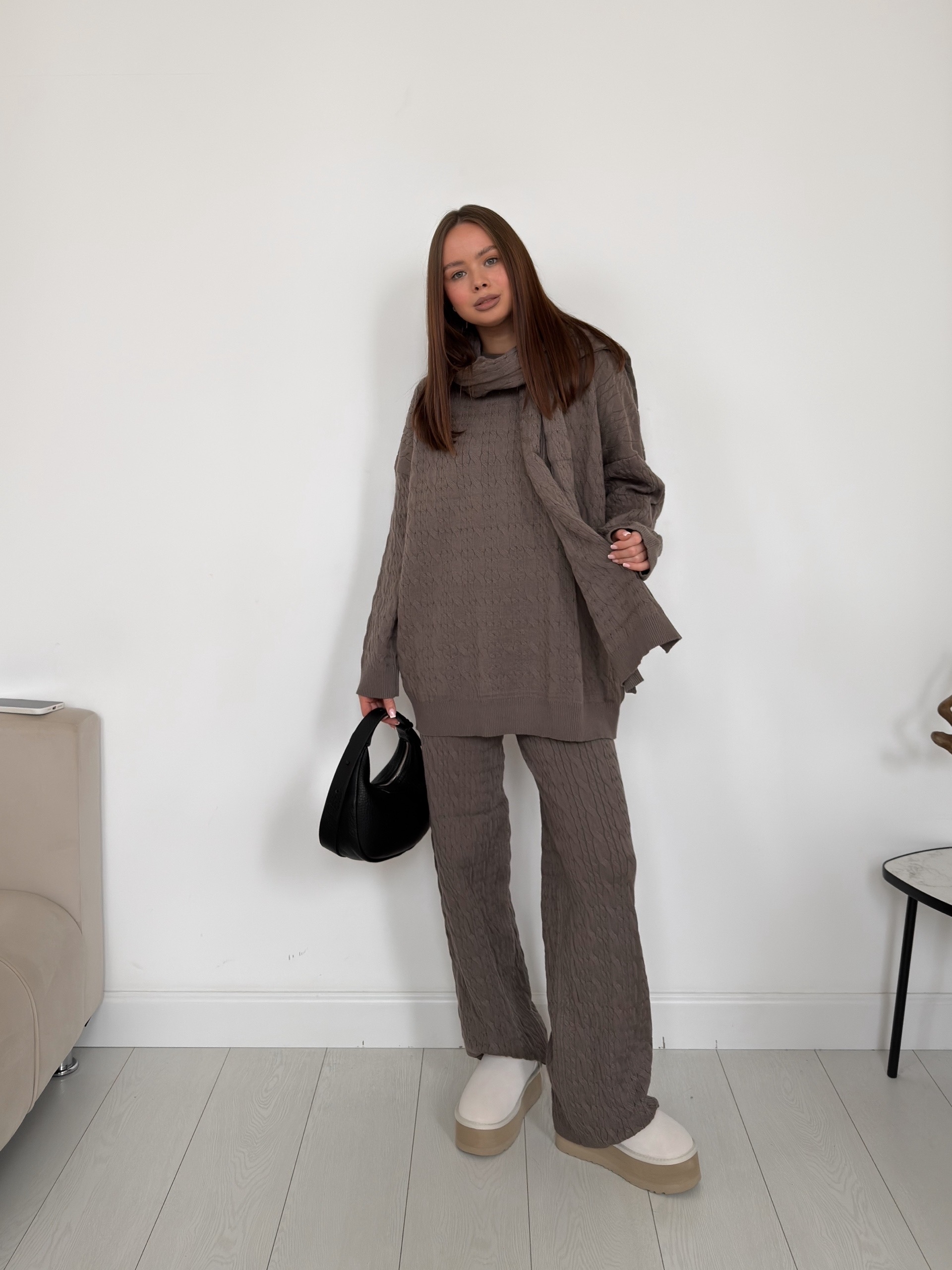 Костюм трикотаж routiine с шарфом