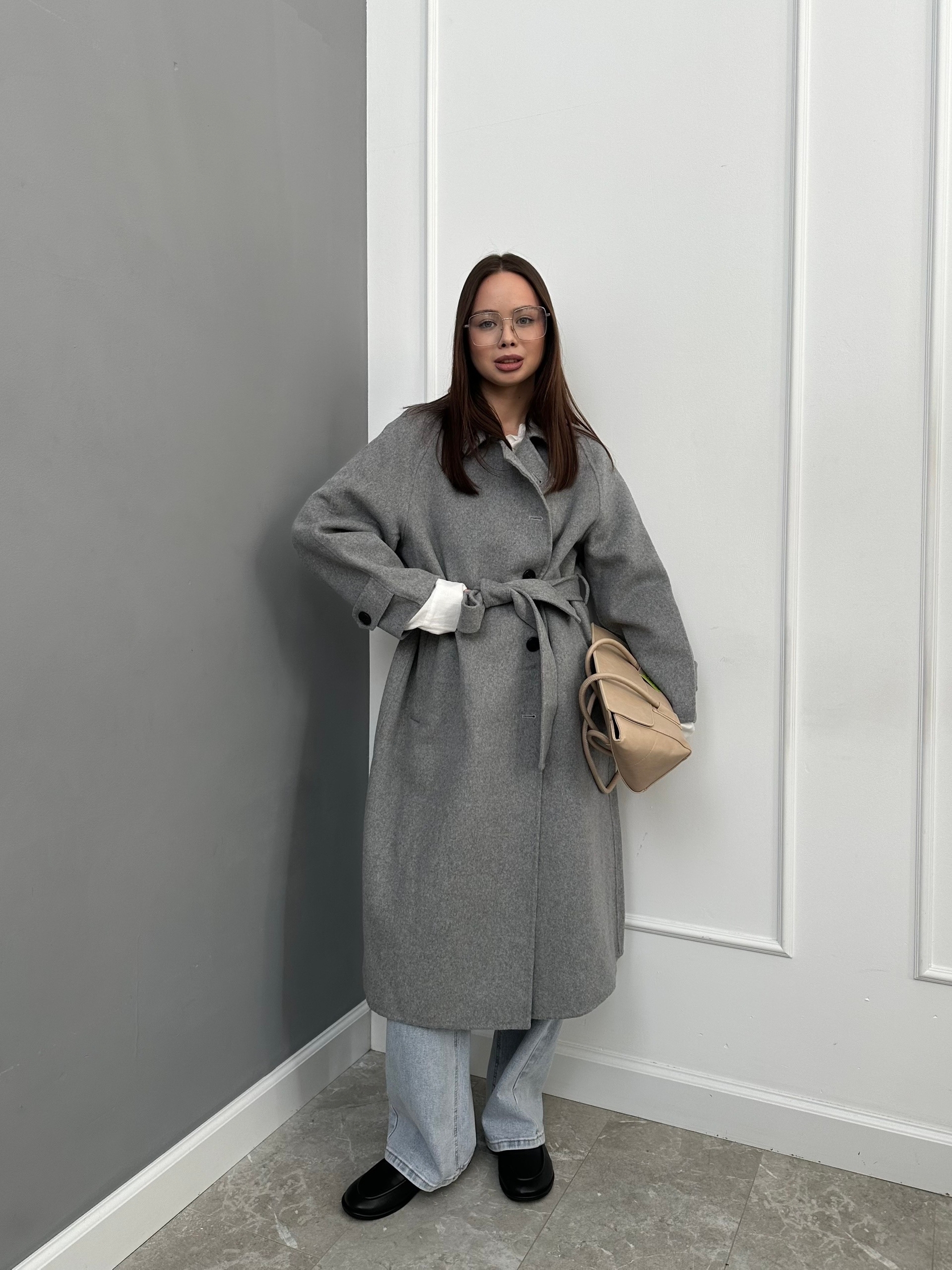 Пальто маленький ворот три пуговки