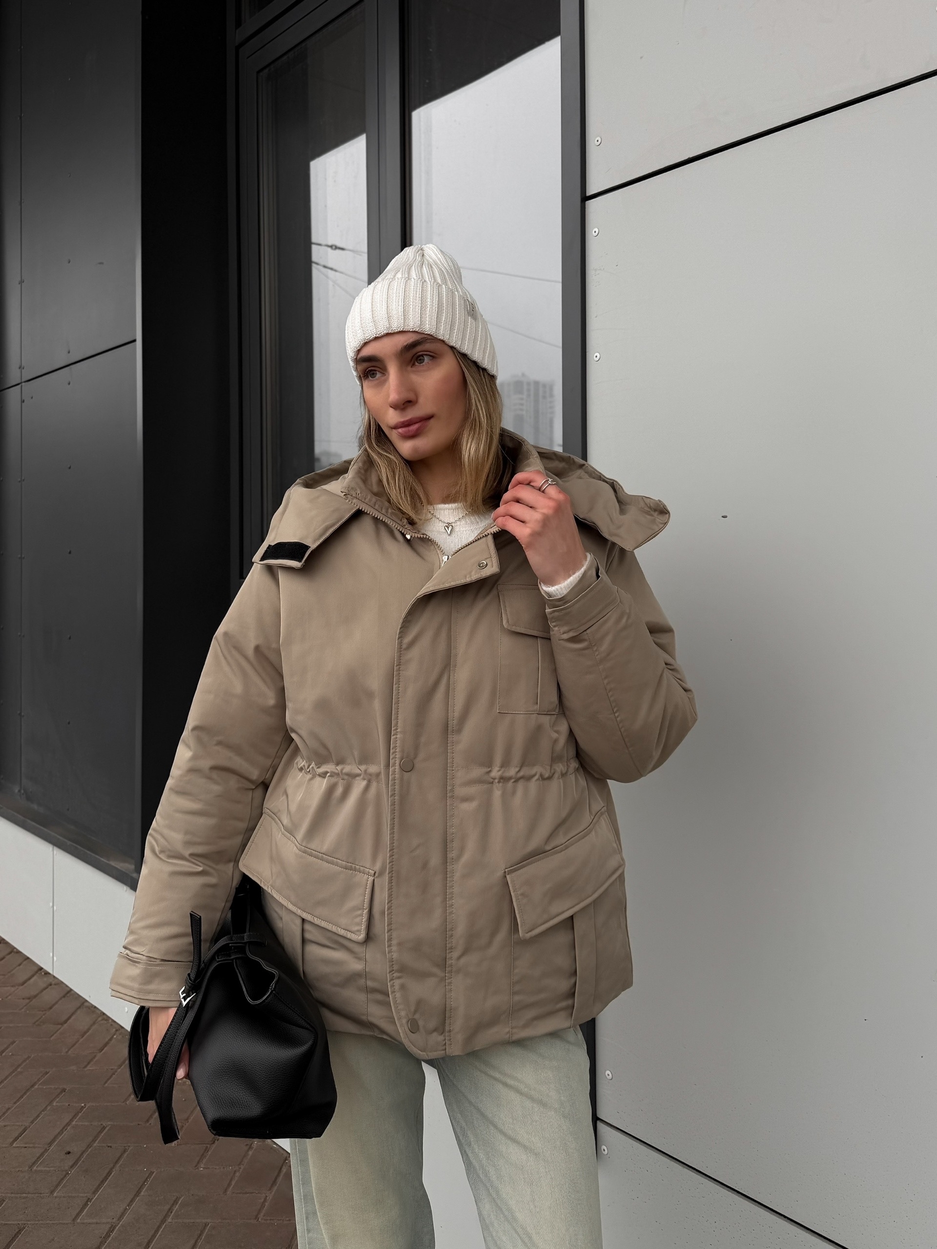 Куртка Base Girlie 1512 затяжки внутри