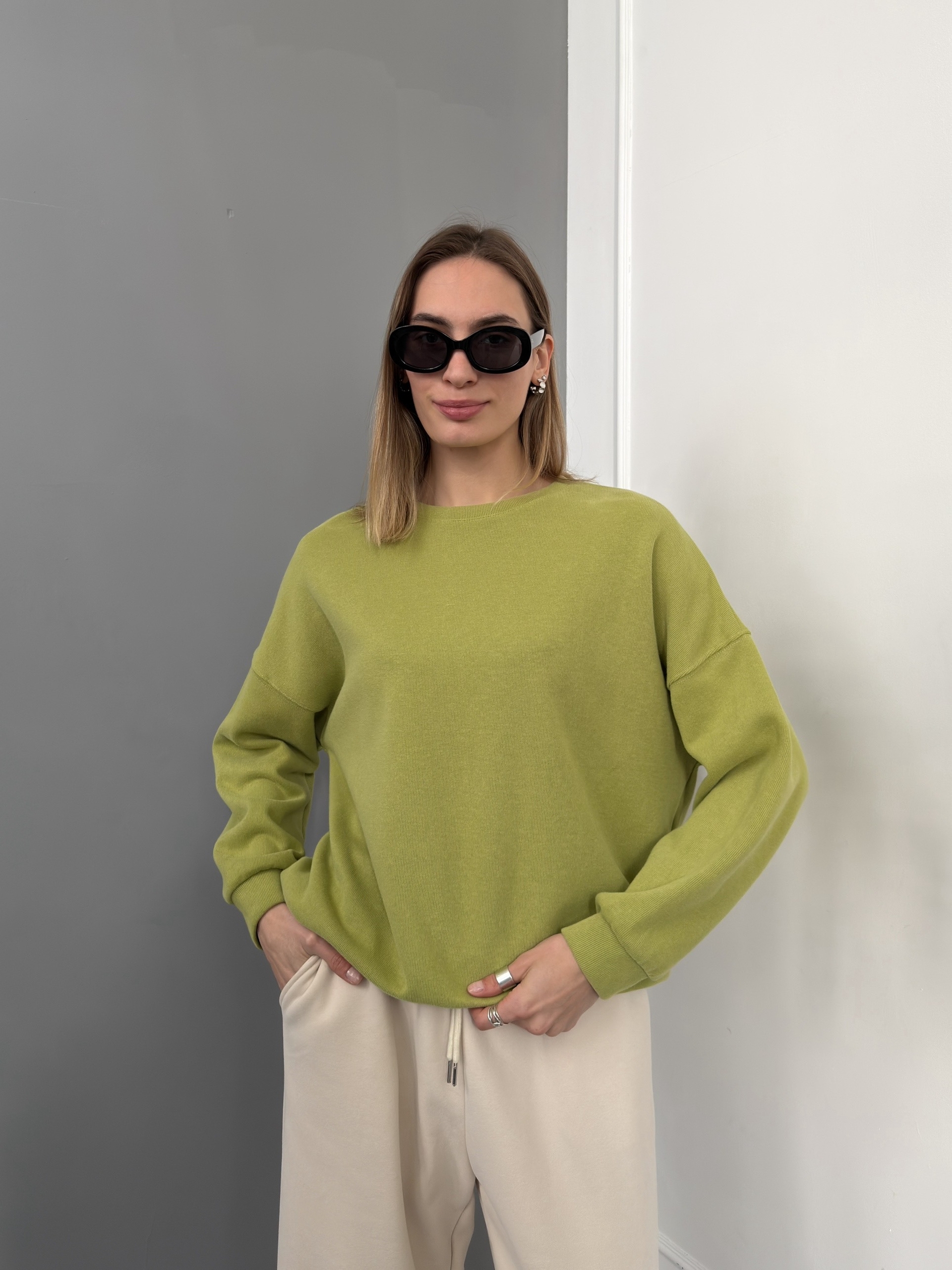 Свитшот YY 87648 базовый