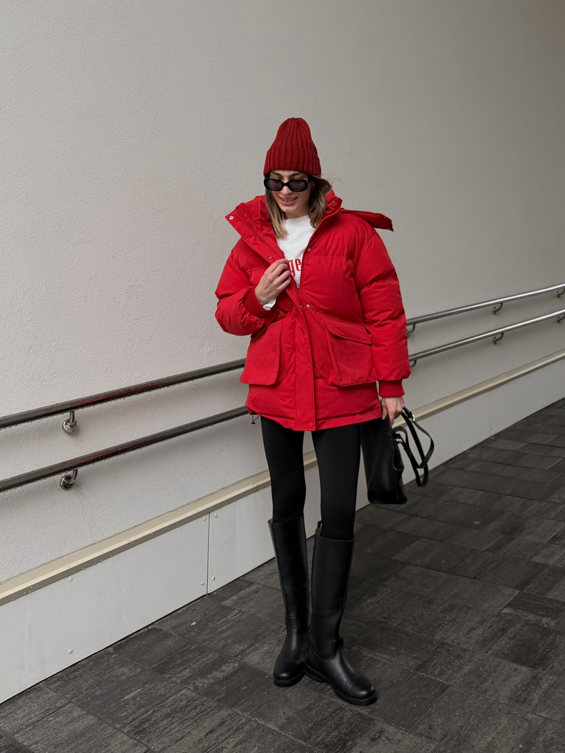 Куртка Base 1535 капюшон на завязках