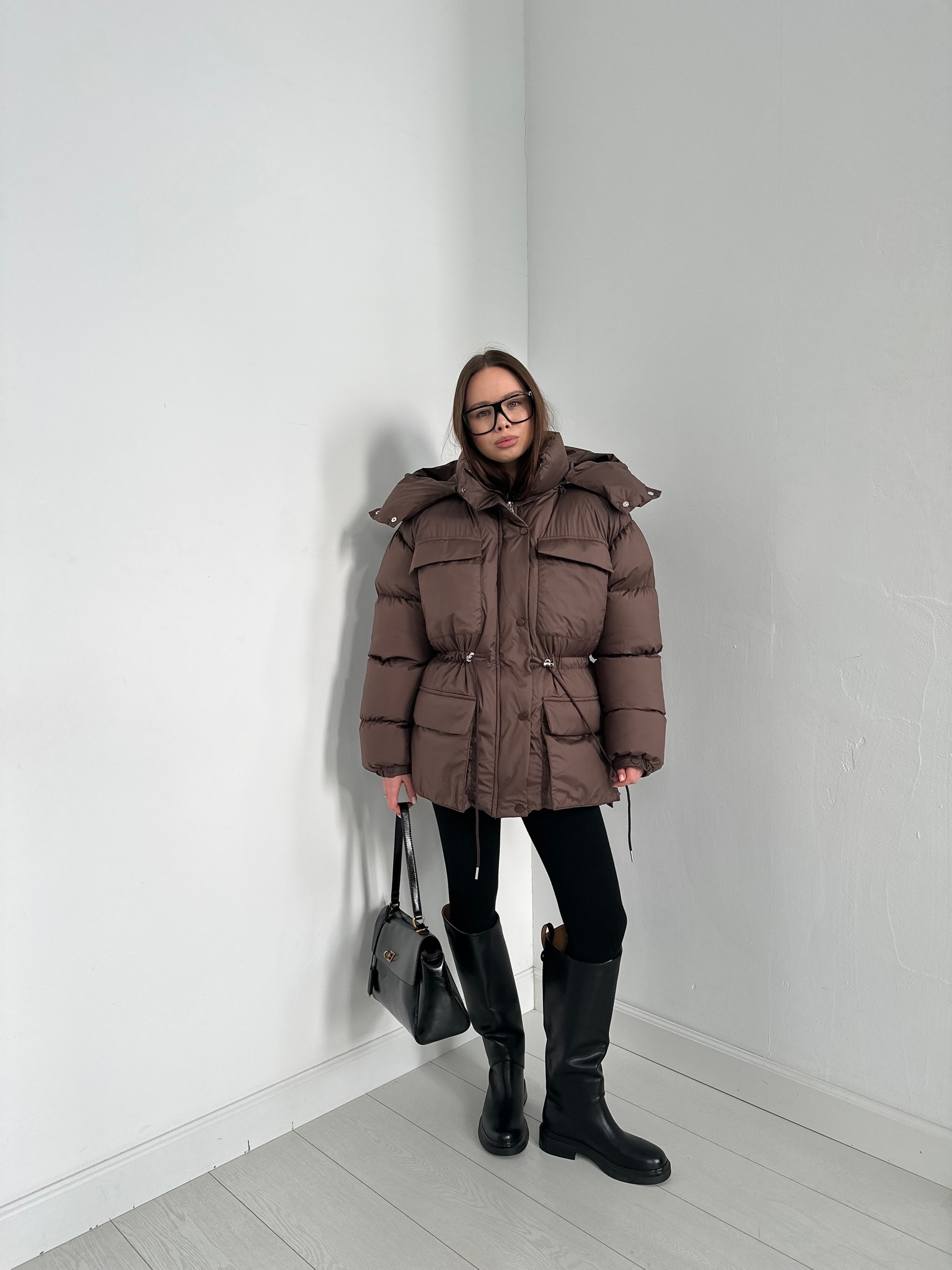 Куртка W 639  на кулиске короткая