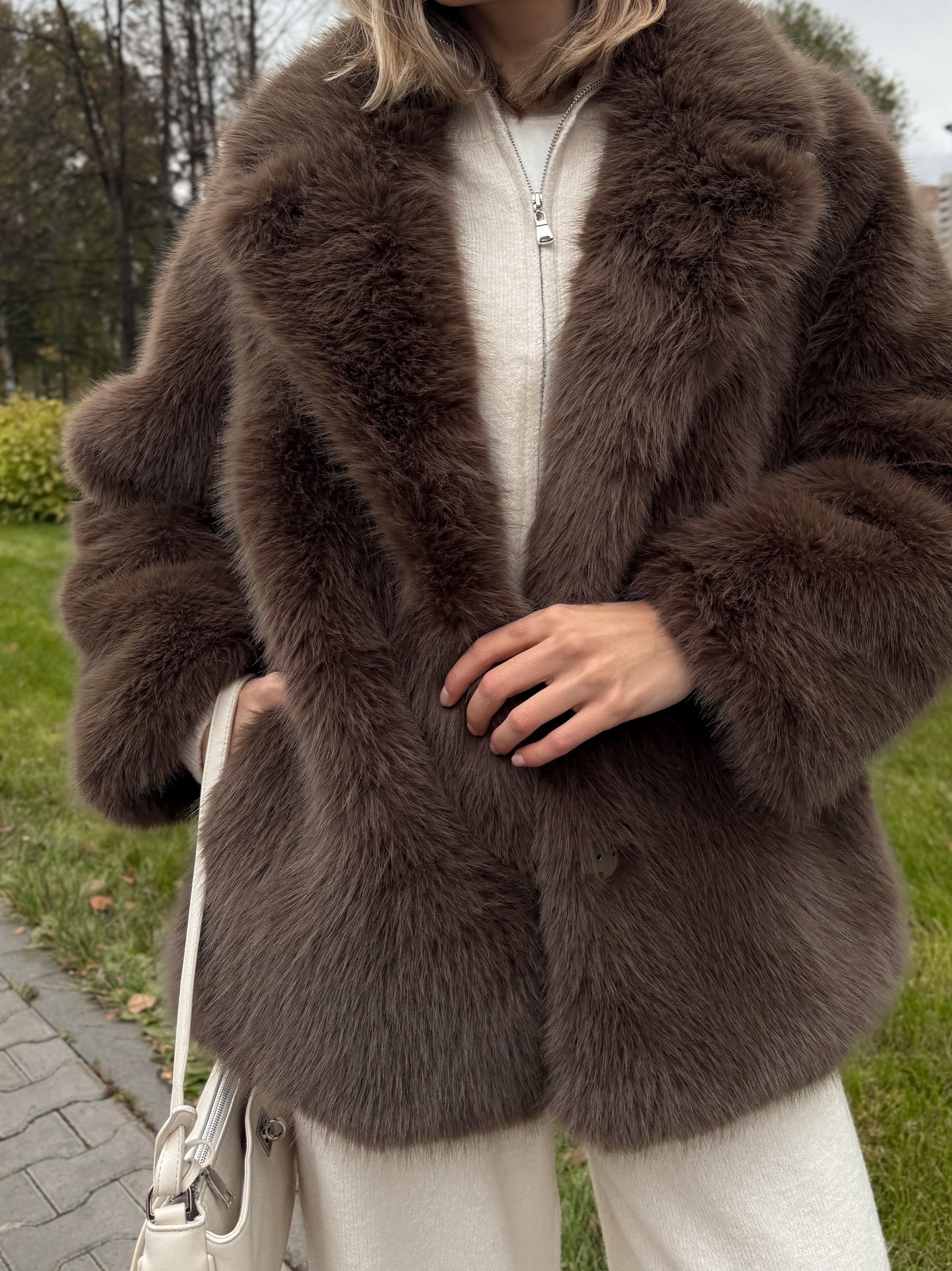 Шуба W 6682 пушистая средн длина