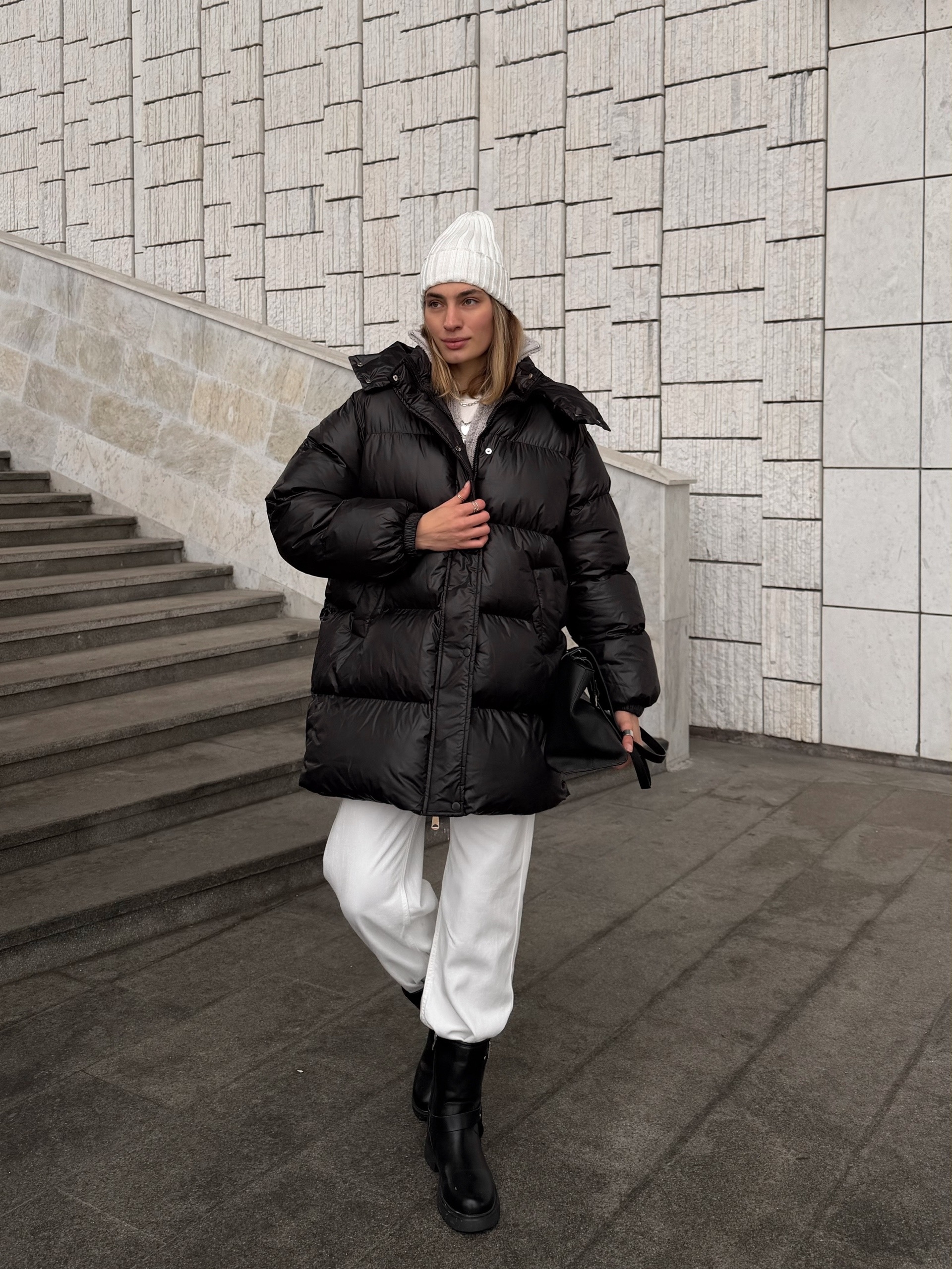 Куртка W5920 прямая средняя длина