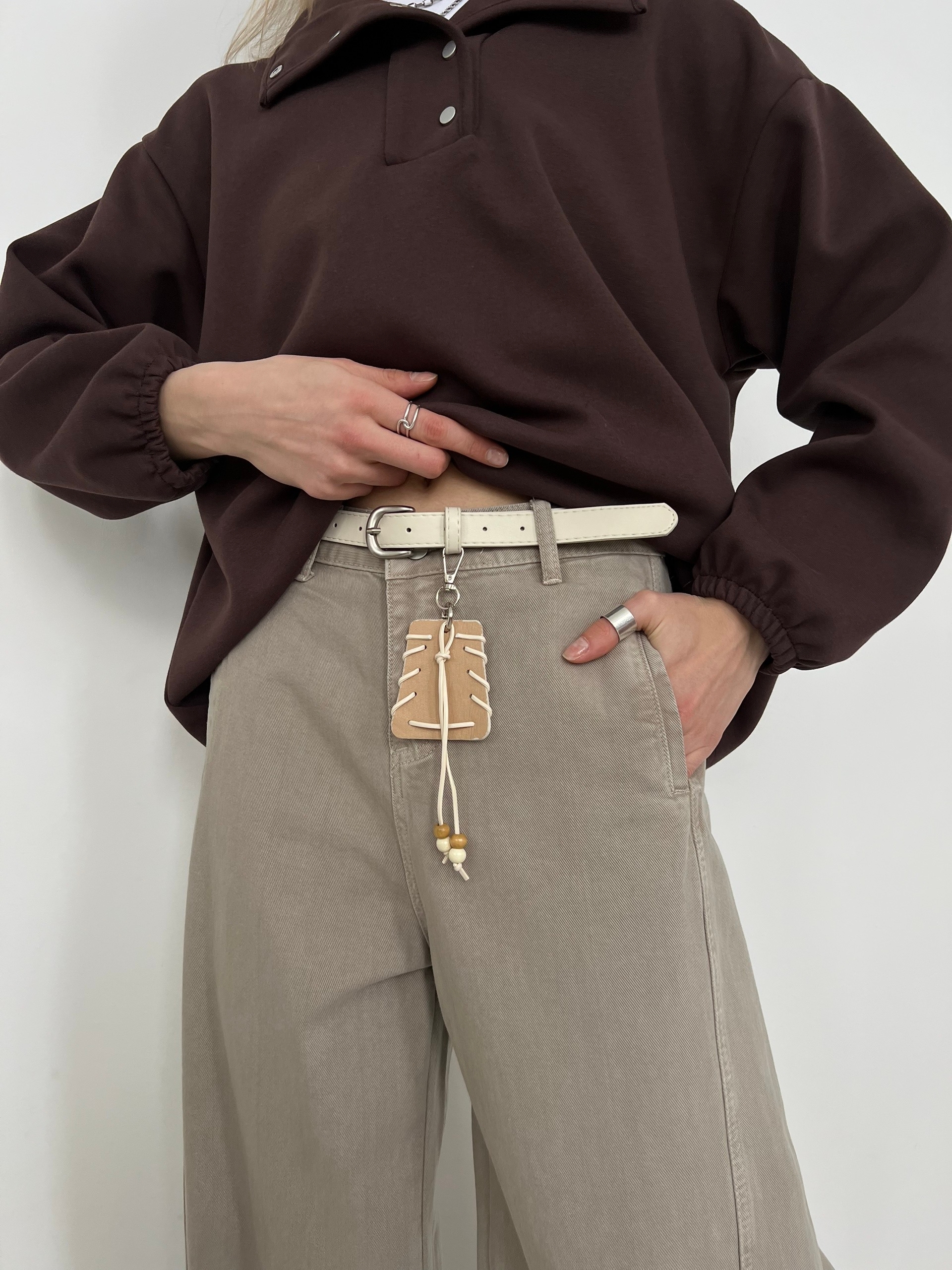 Джинсы W z6975 широкие с ремнем