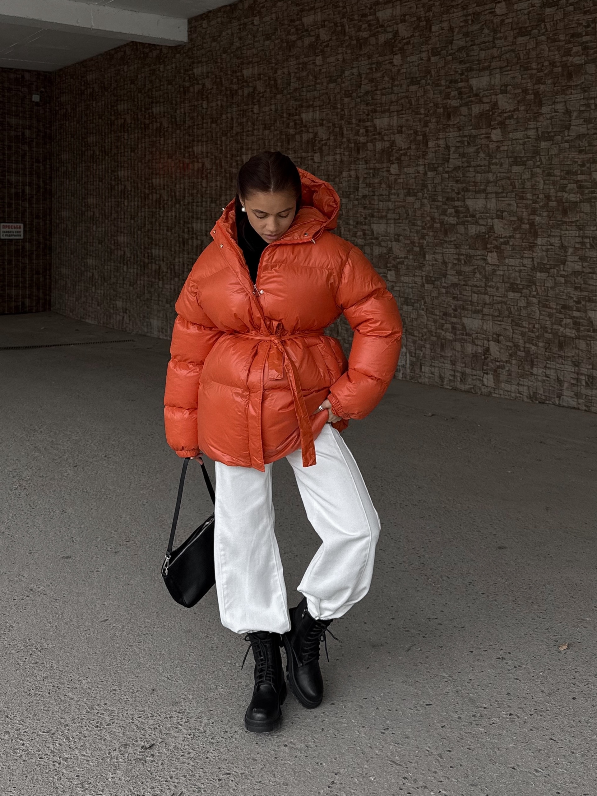 Куртка Fashion 80933 глянец с поясом