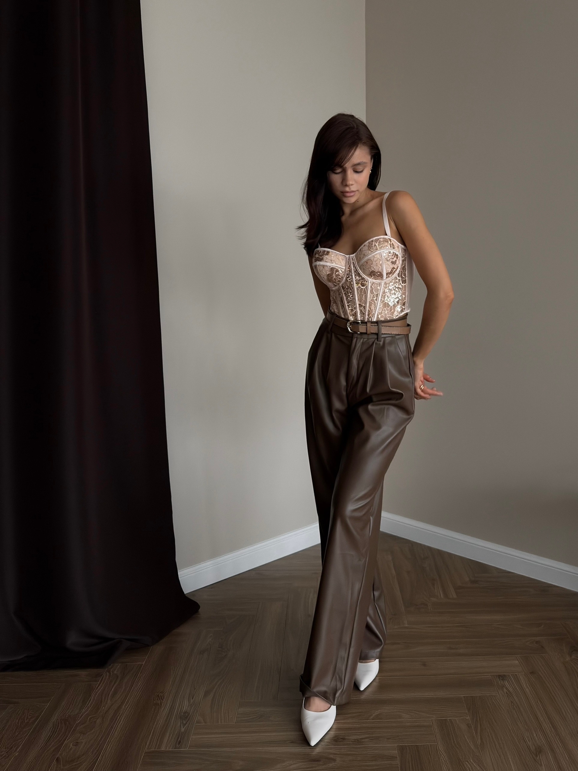 Корсет 9951 кружево+паетки