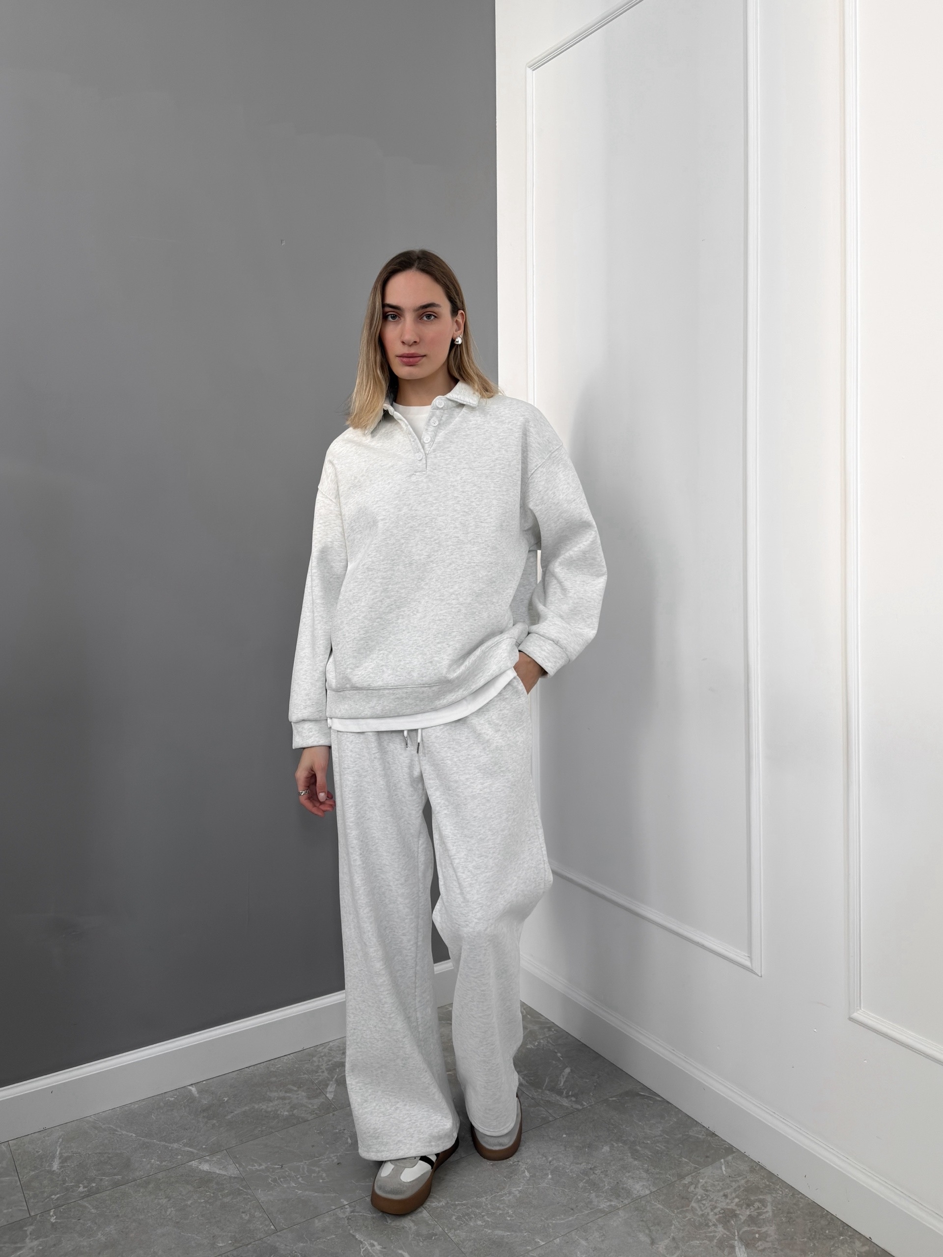 Костюм W7015 свитшот поло на пуговках+брюки флис