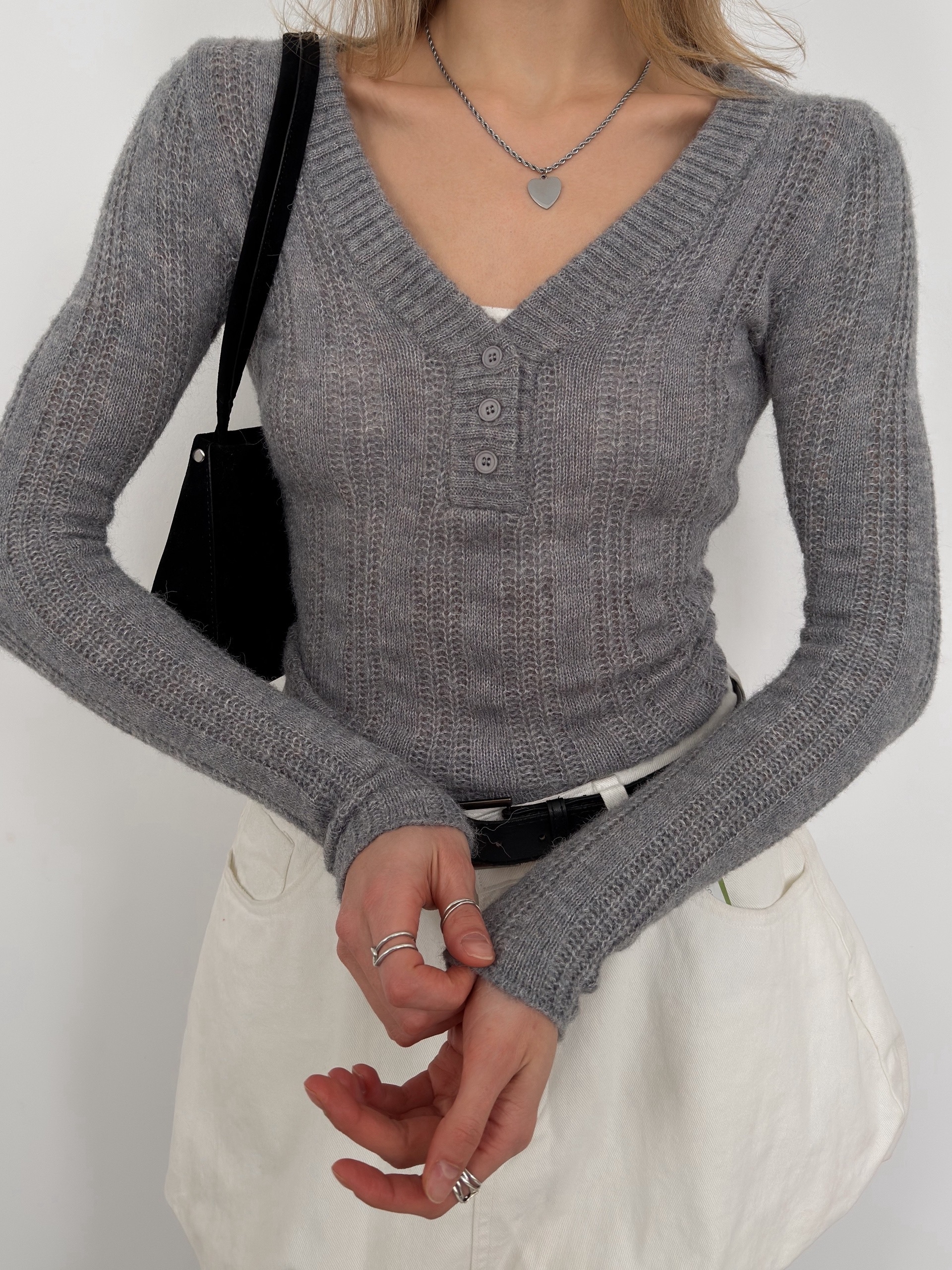 Джемпер 9317 узор вырез пуговки