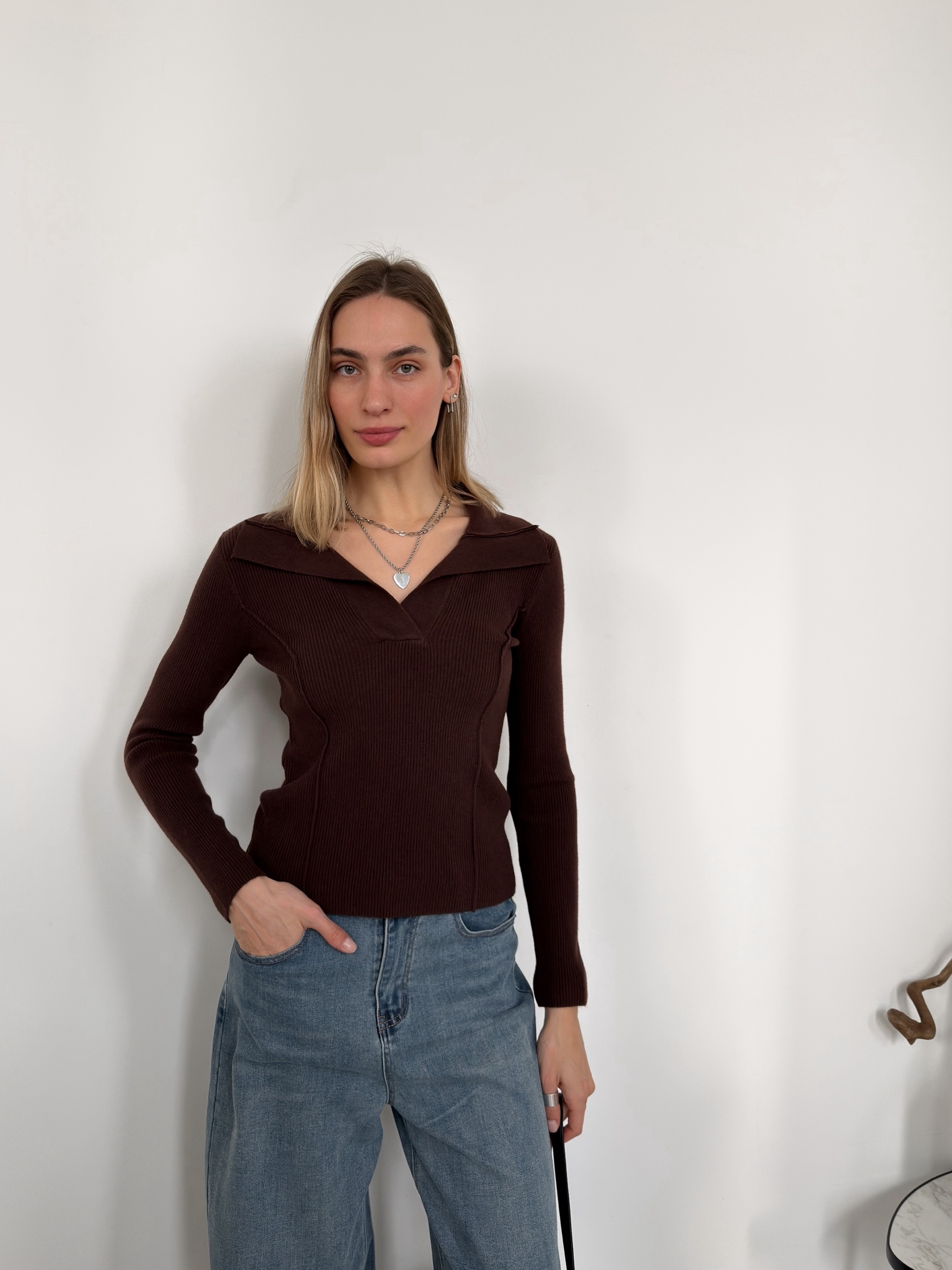 Кофточка LingLi A2110 рубчик треуг вырез