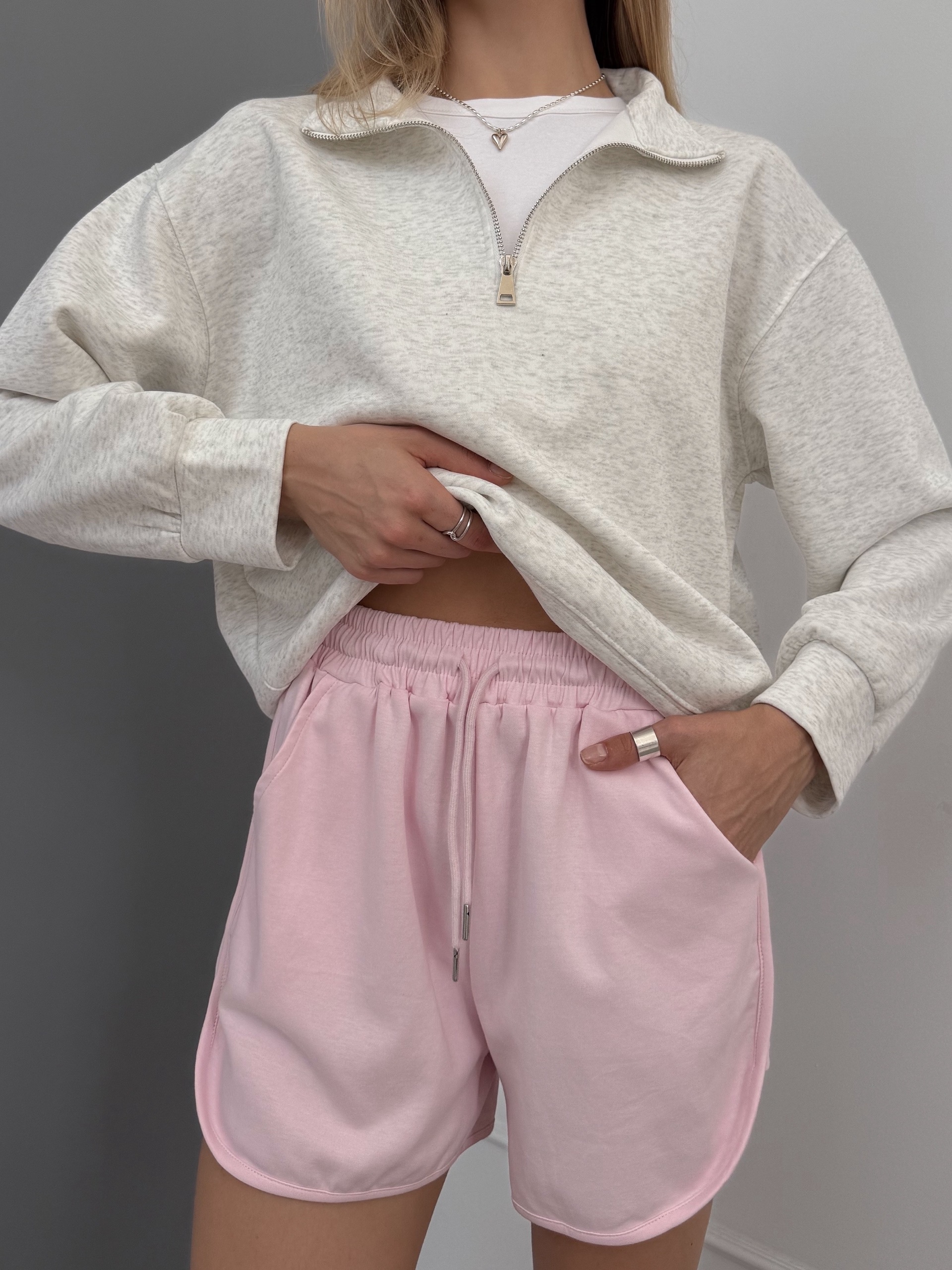 Свитшот korea 1901 ворот на замке