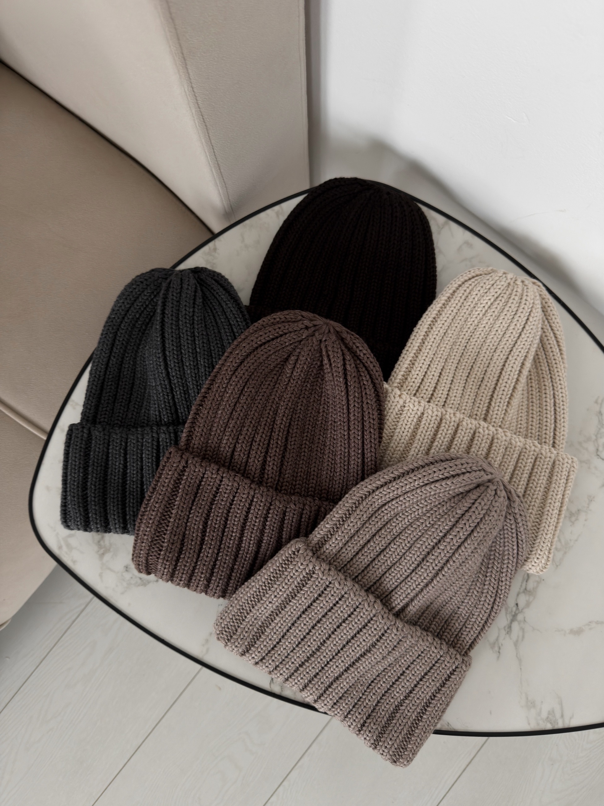 Шапка ALISARAMS подворот