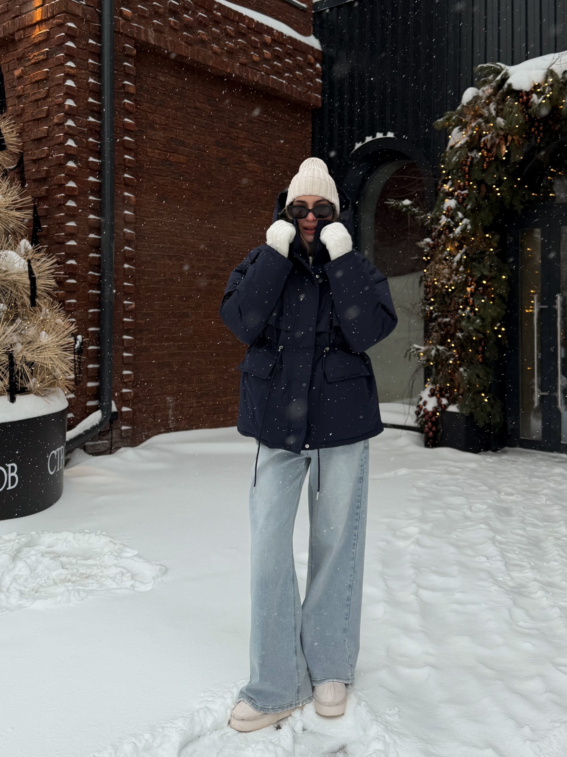 Куртка W616 затяжка на талии