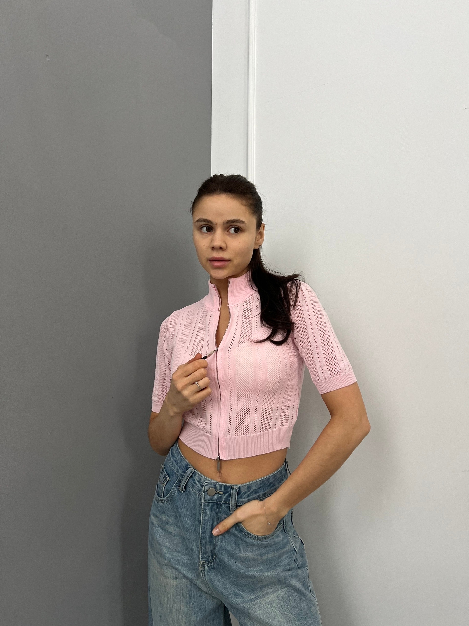 Футболка Korea 267  на замке перфорация