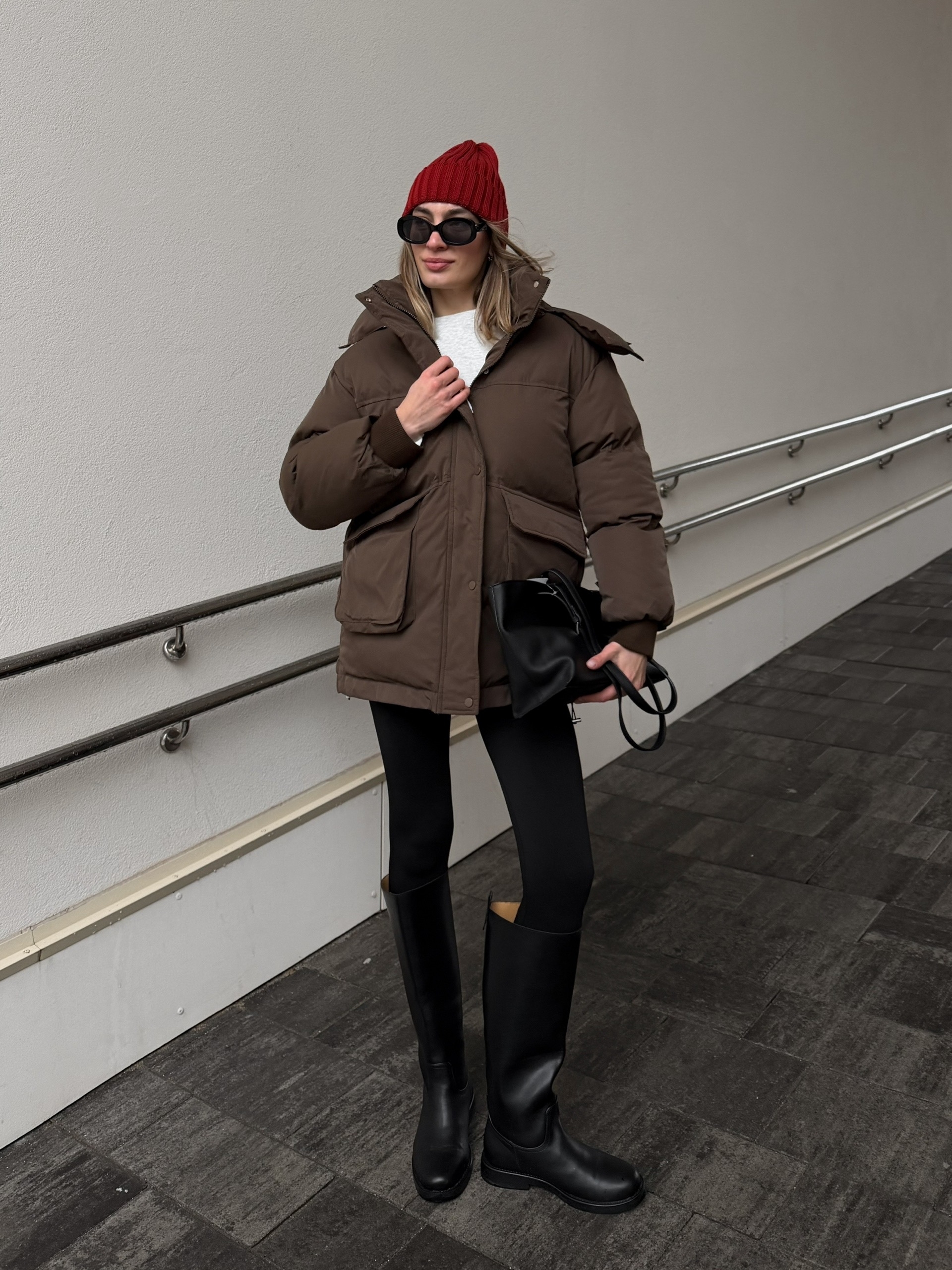 Куртка Base 1535 капюшон на завязках