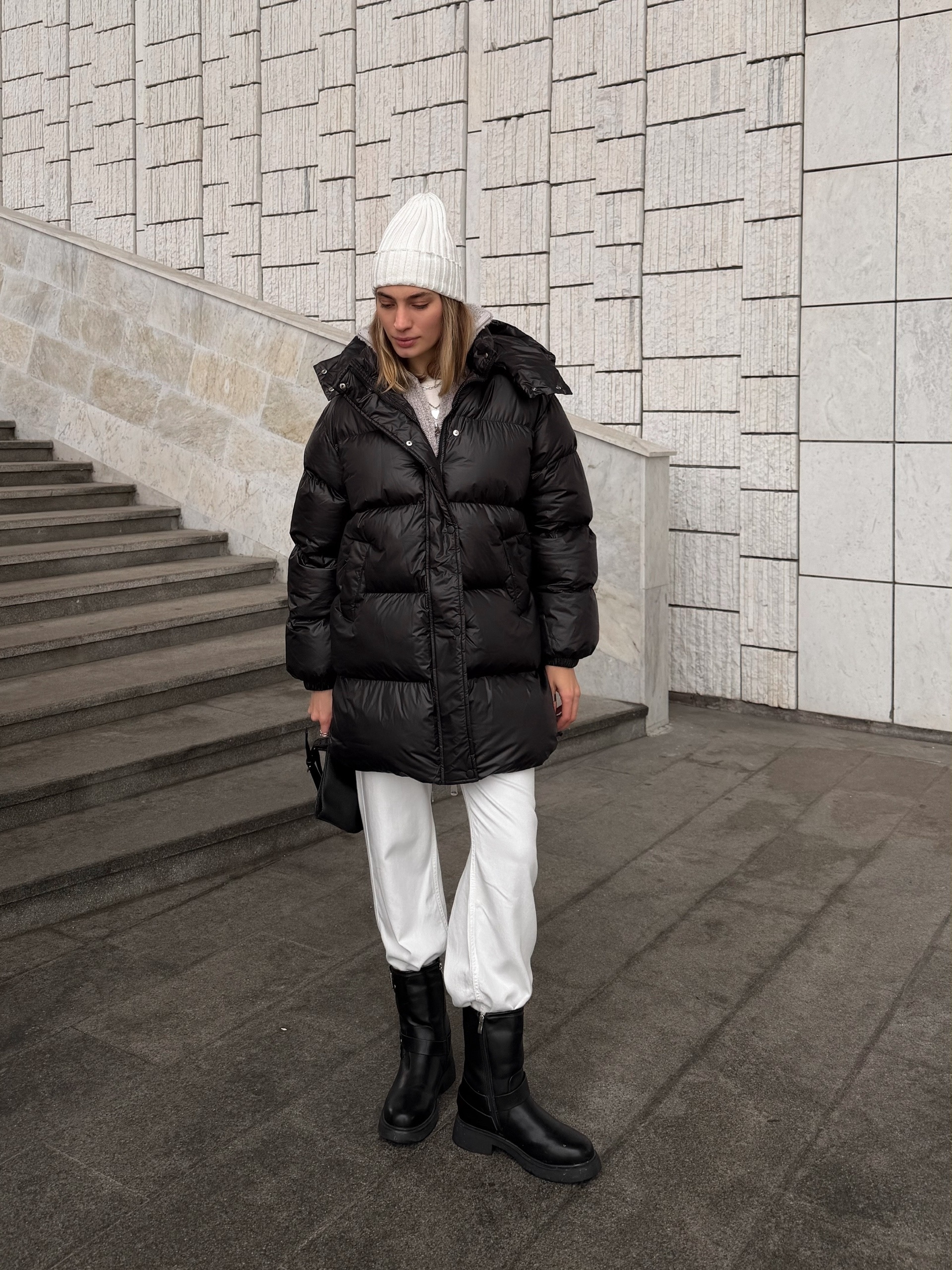 Куртка W5920 прямая средняя длина