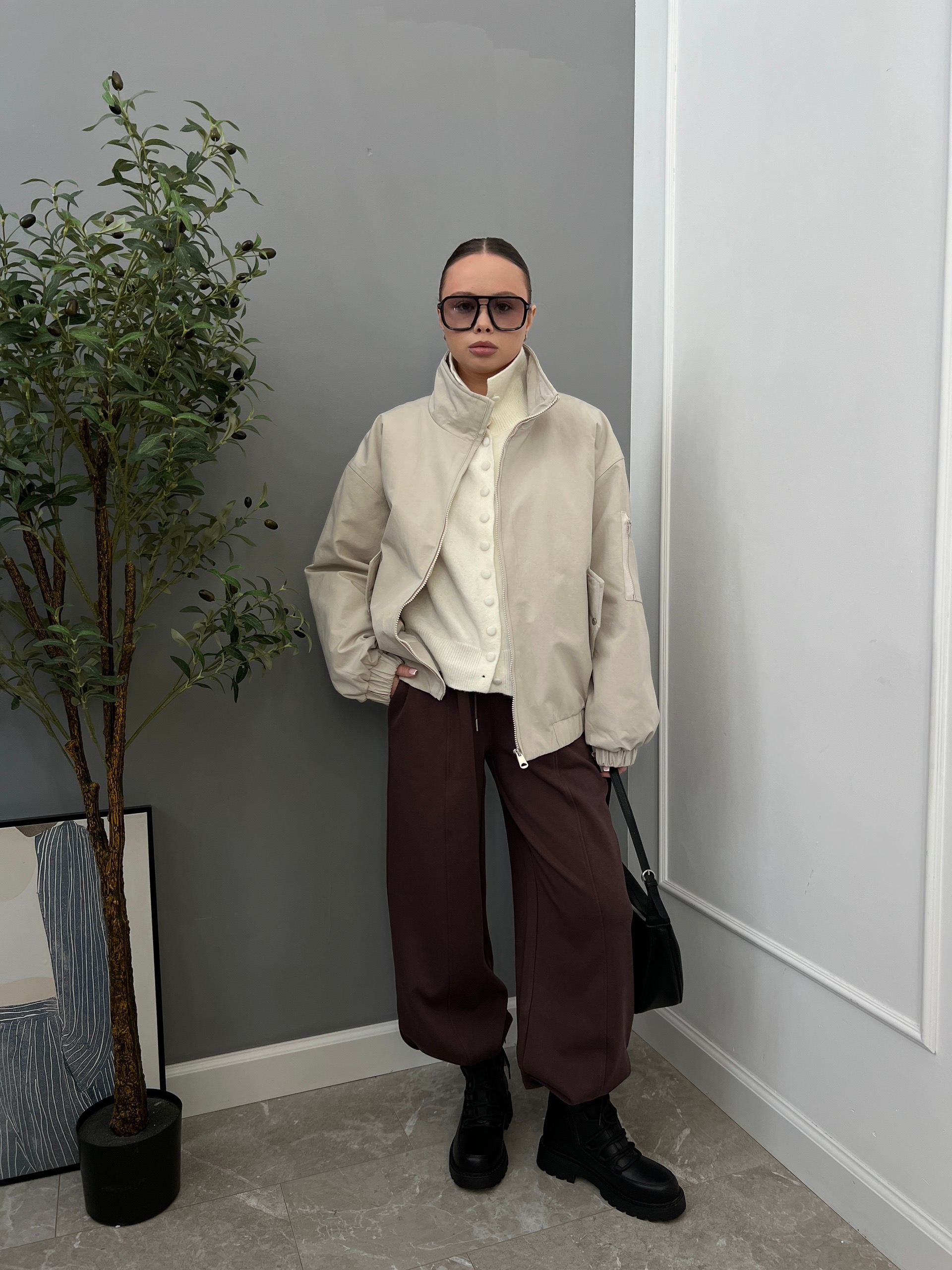 Бомбер W 667 кармашек на рукаве