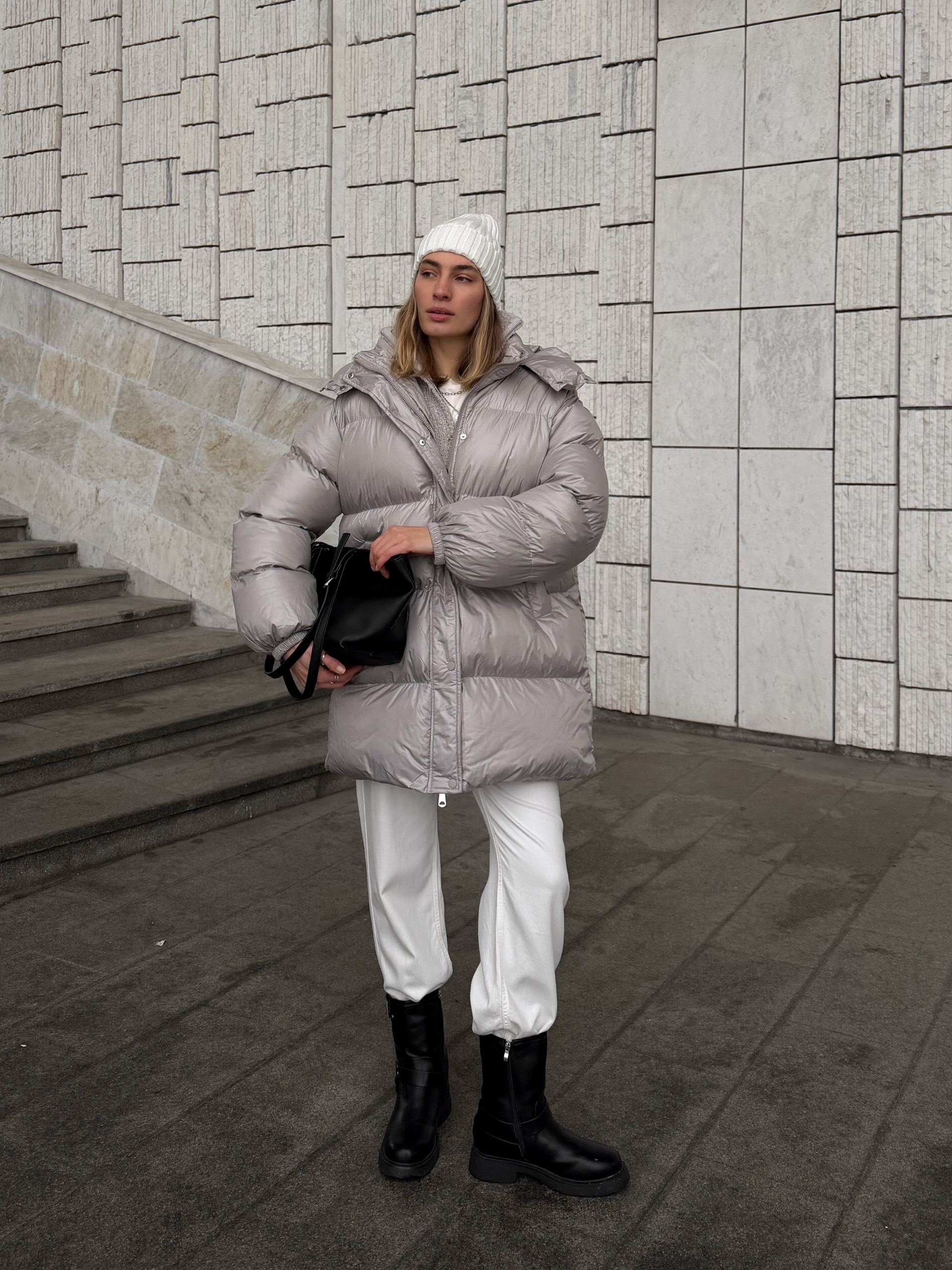 Куртка W5920 прямая средняя длина