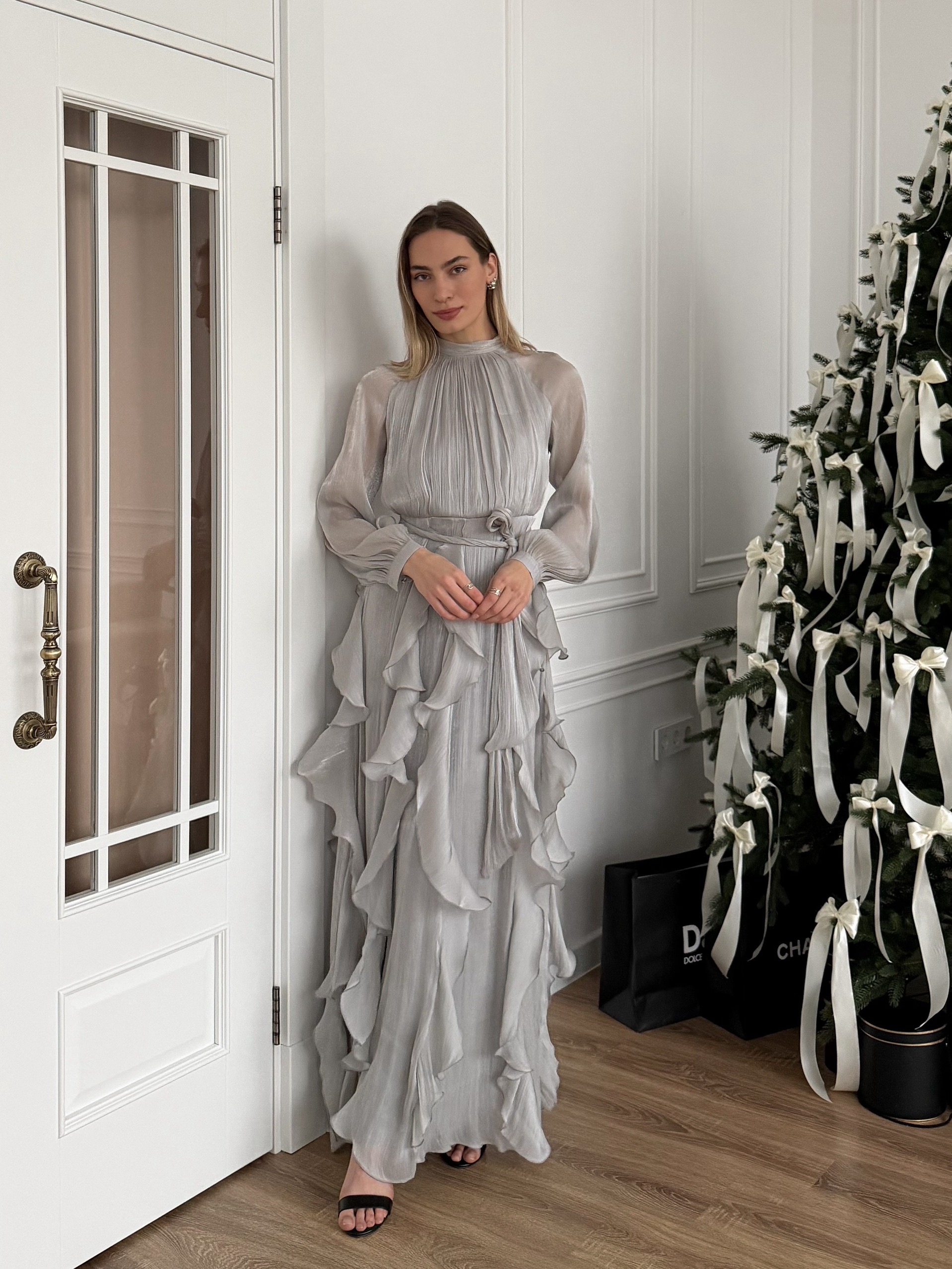 Платье длинное  Nalvvia с рукавом+ ворот на завязках