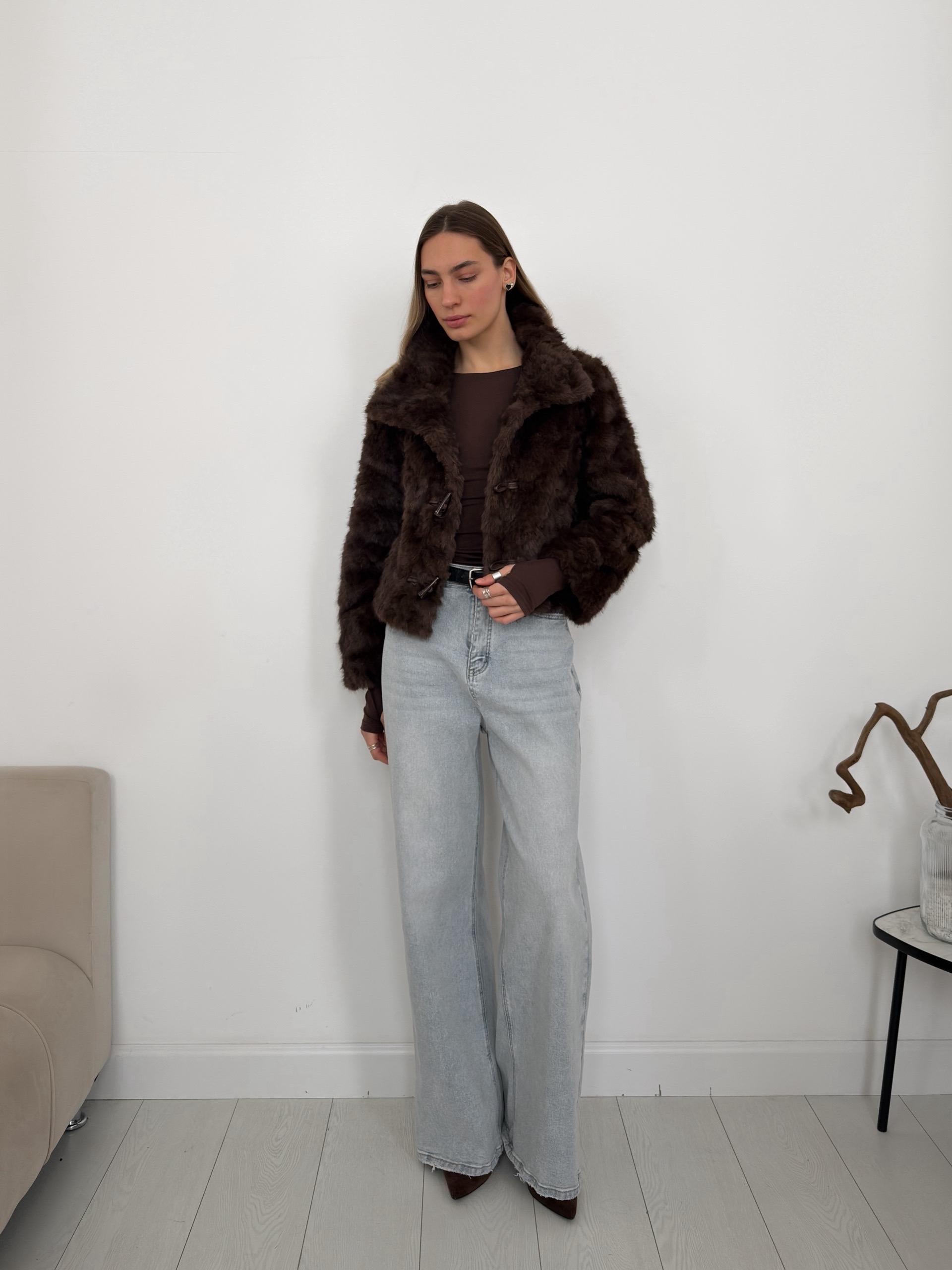 шубка Morethan 1230 короткая большие пуговки