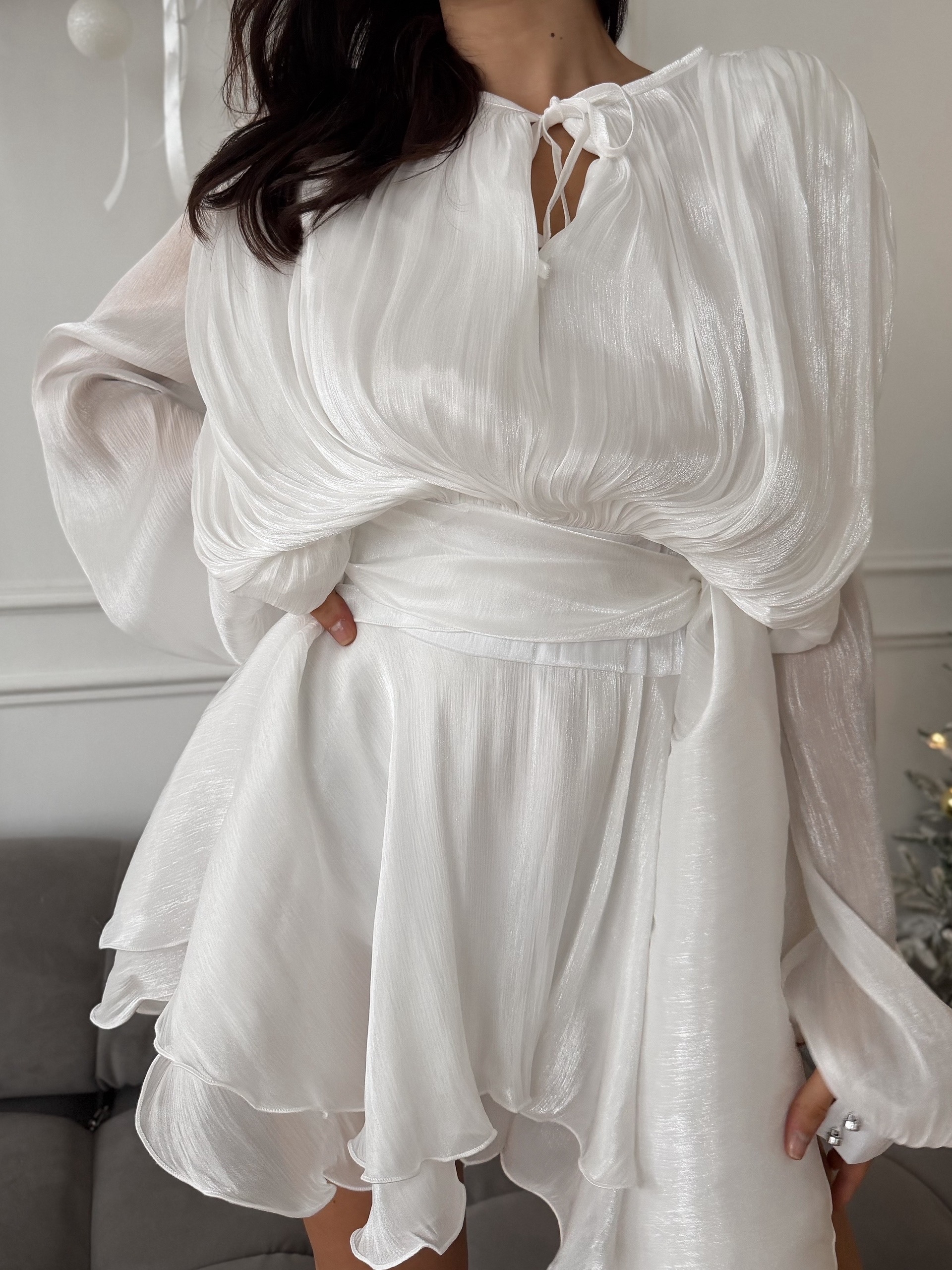 Платье Layan шлейф сбоку+шорты