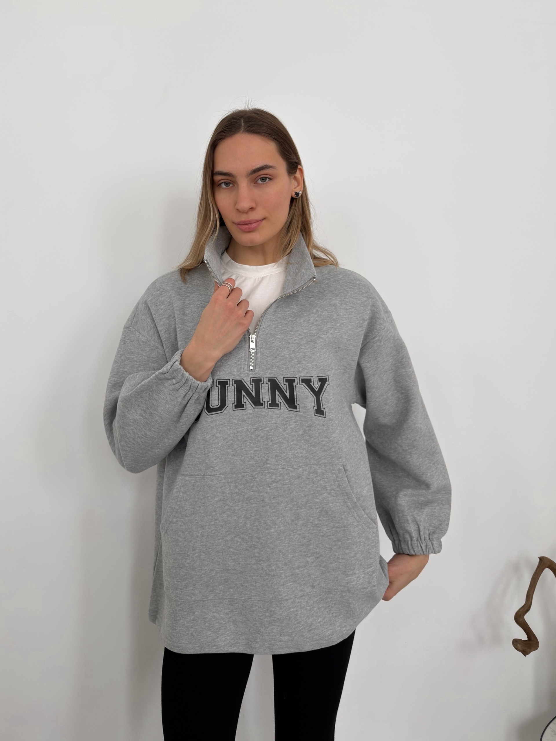 Свитшот Nuomi 840 Funny  затяжка внизу