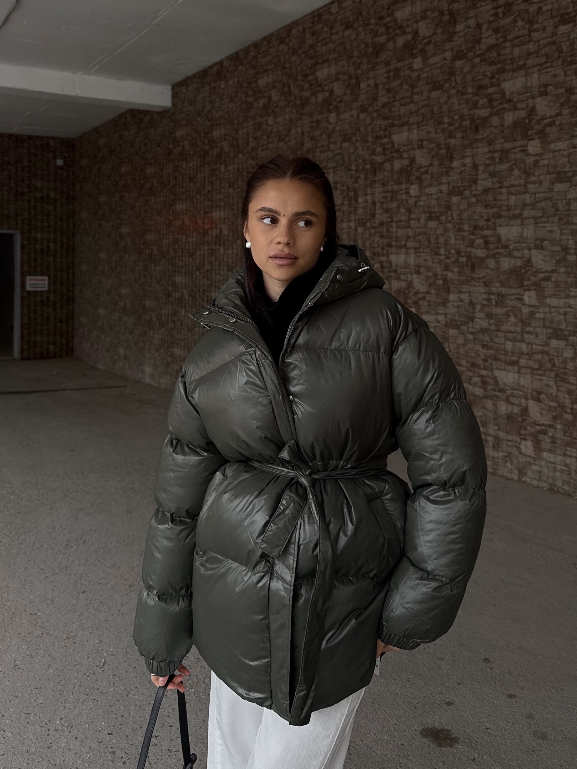 Куртка Fashion 80933 глянец с поясом