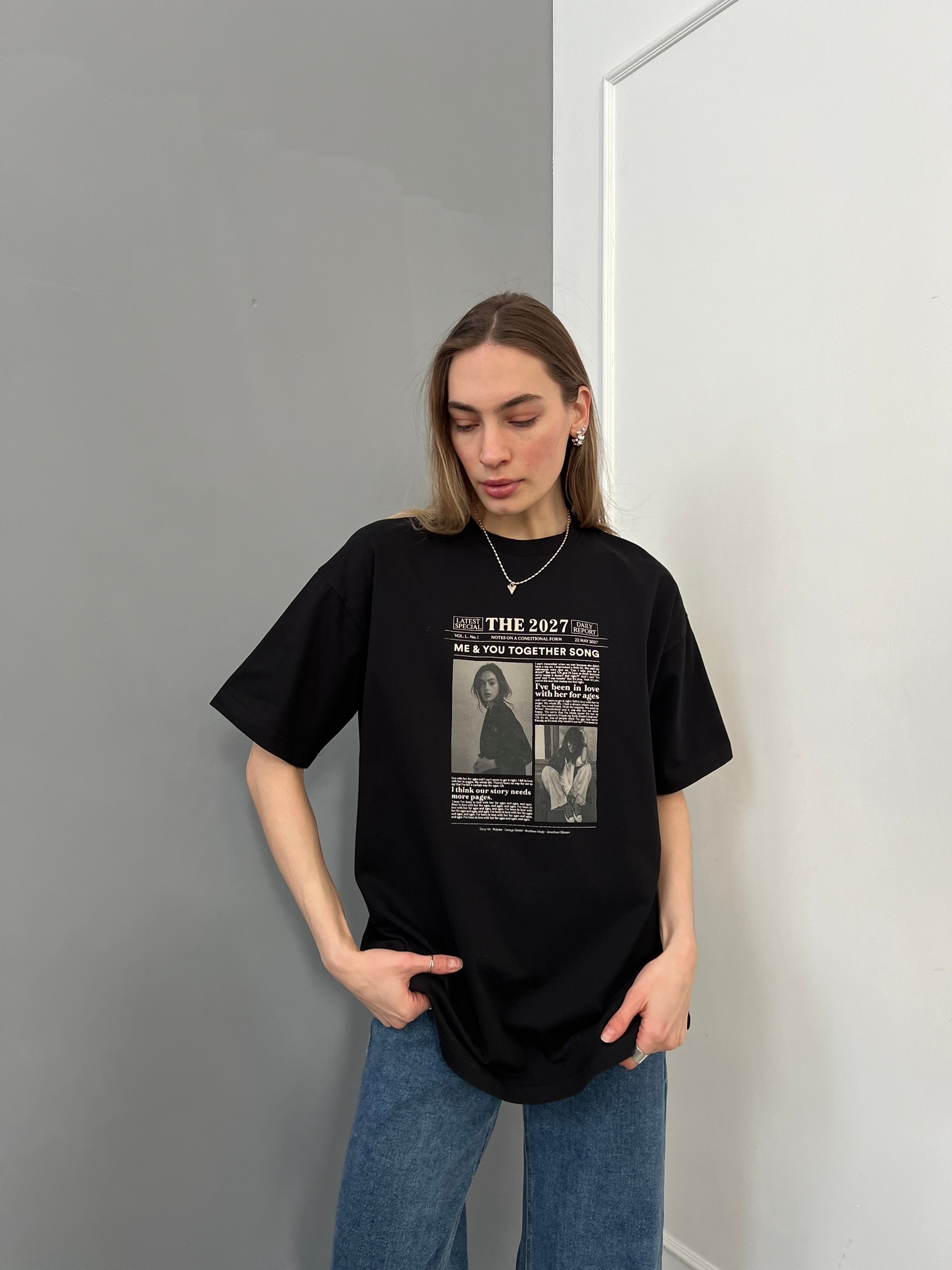 Футболка NJ 1862 принт девушки  оверсайз