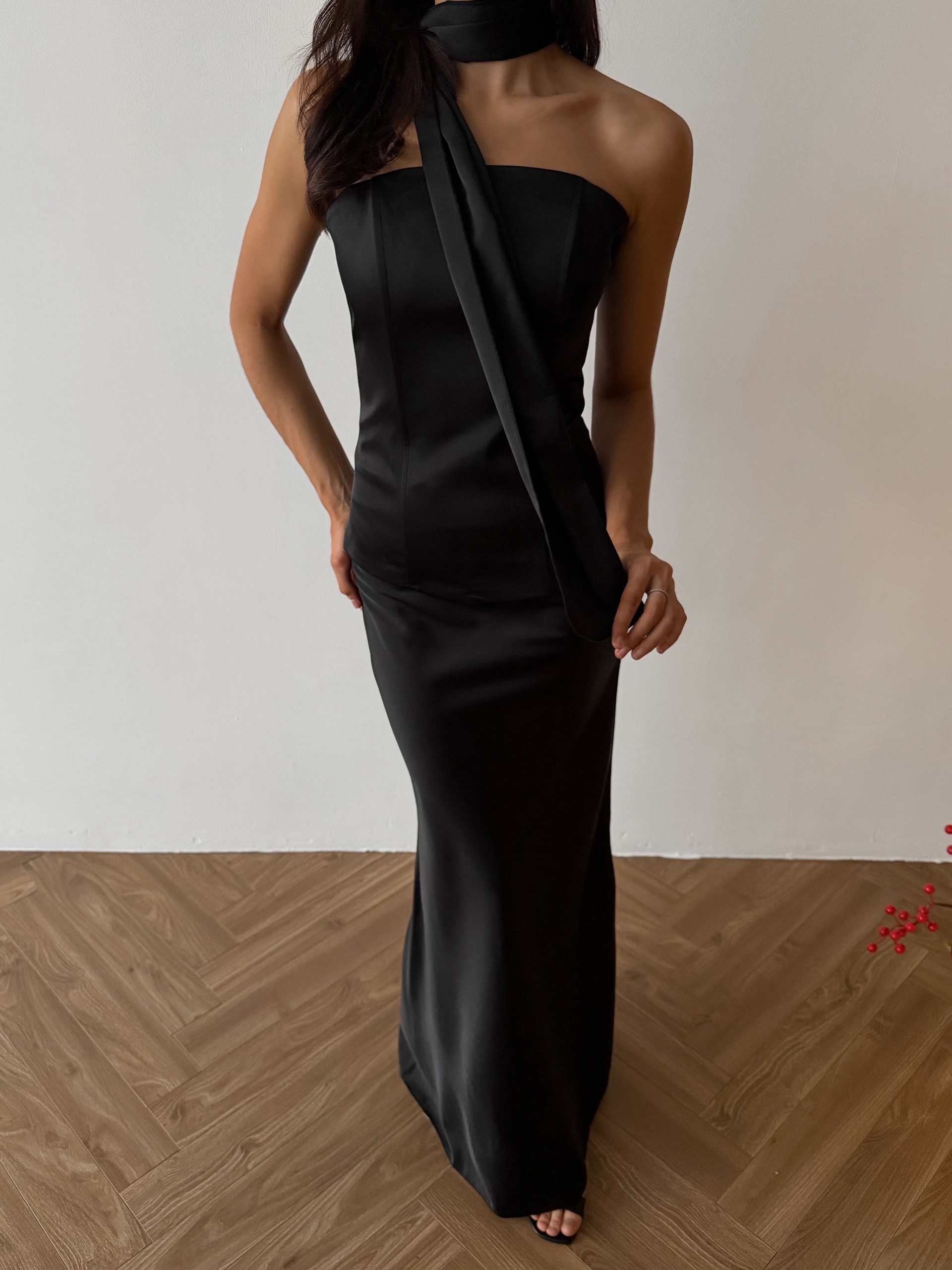 Костюм Tyga корсет на шнуровке+юбка+шарф