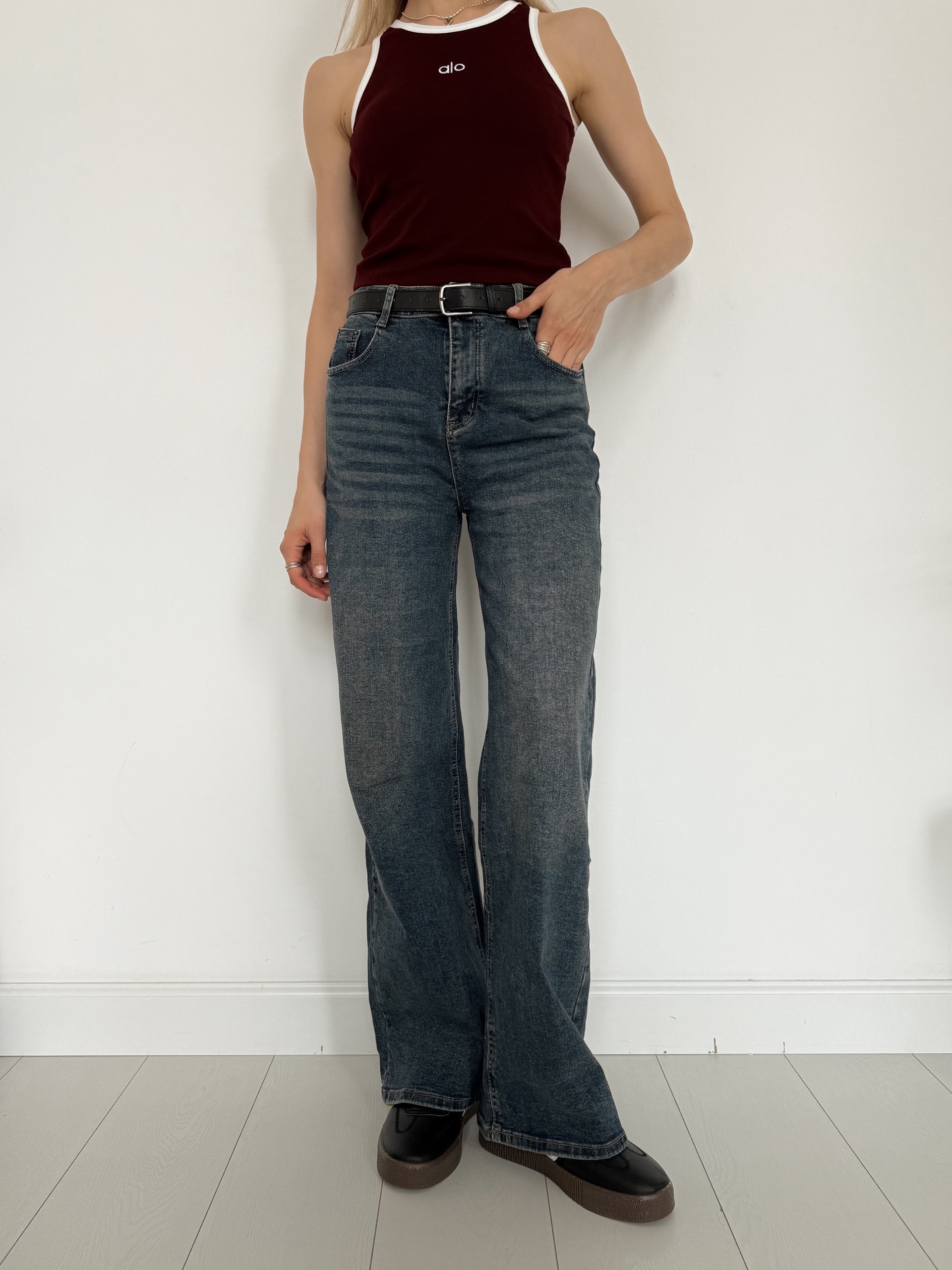 Джинсы Praisejeans E5877K трубы с потертостями