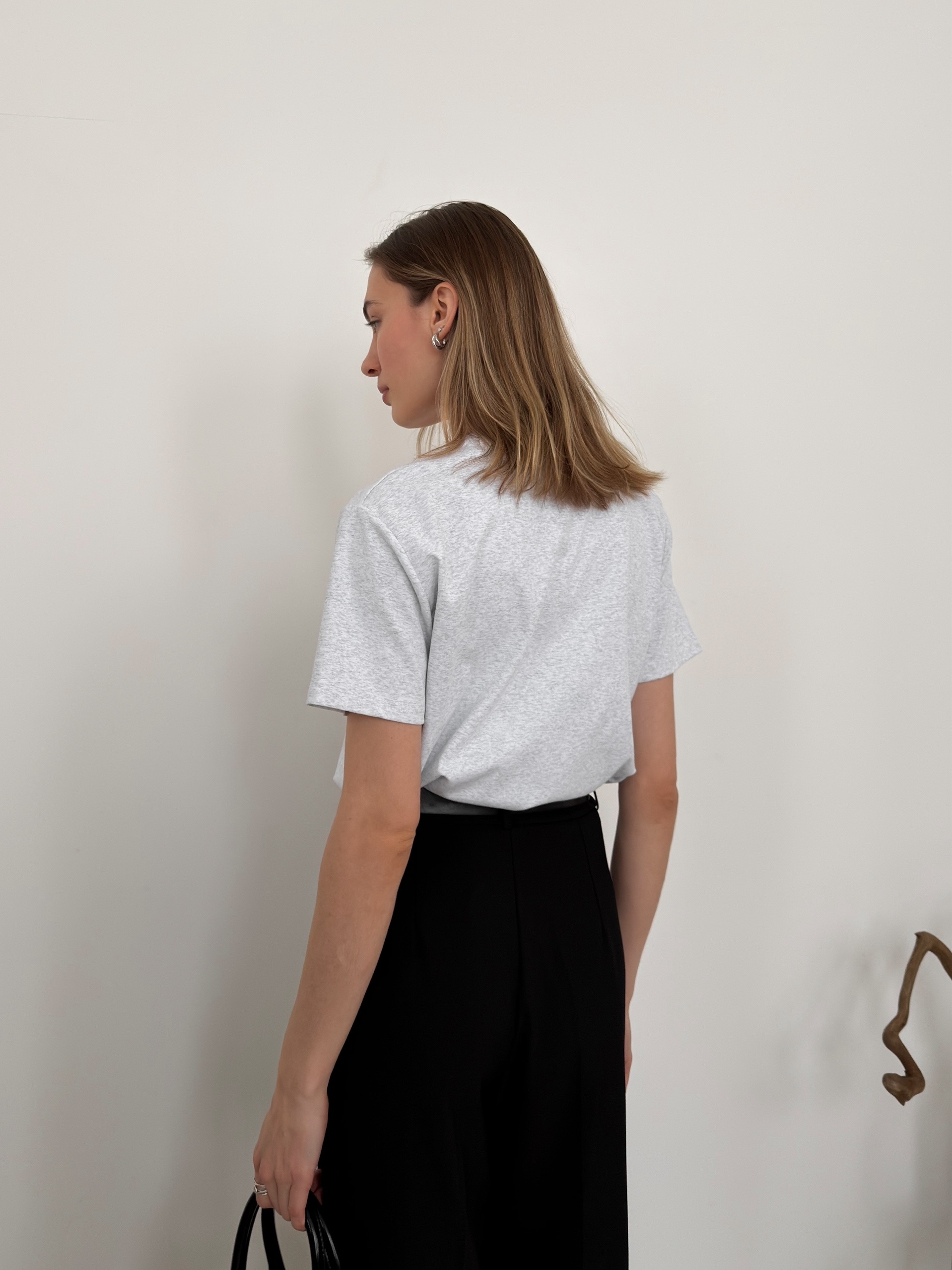 Футболка Korea 8268 Because  девушка