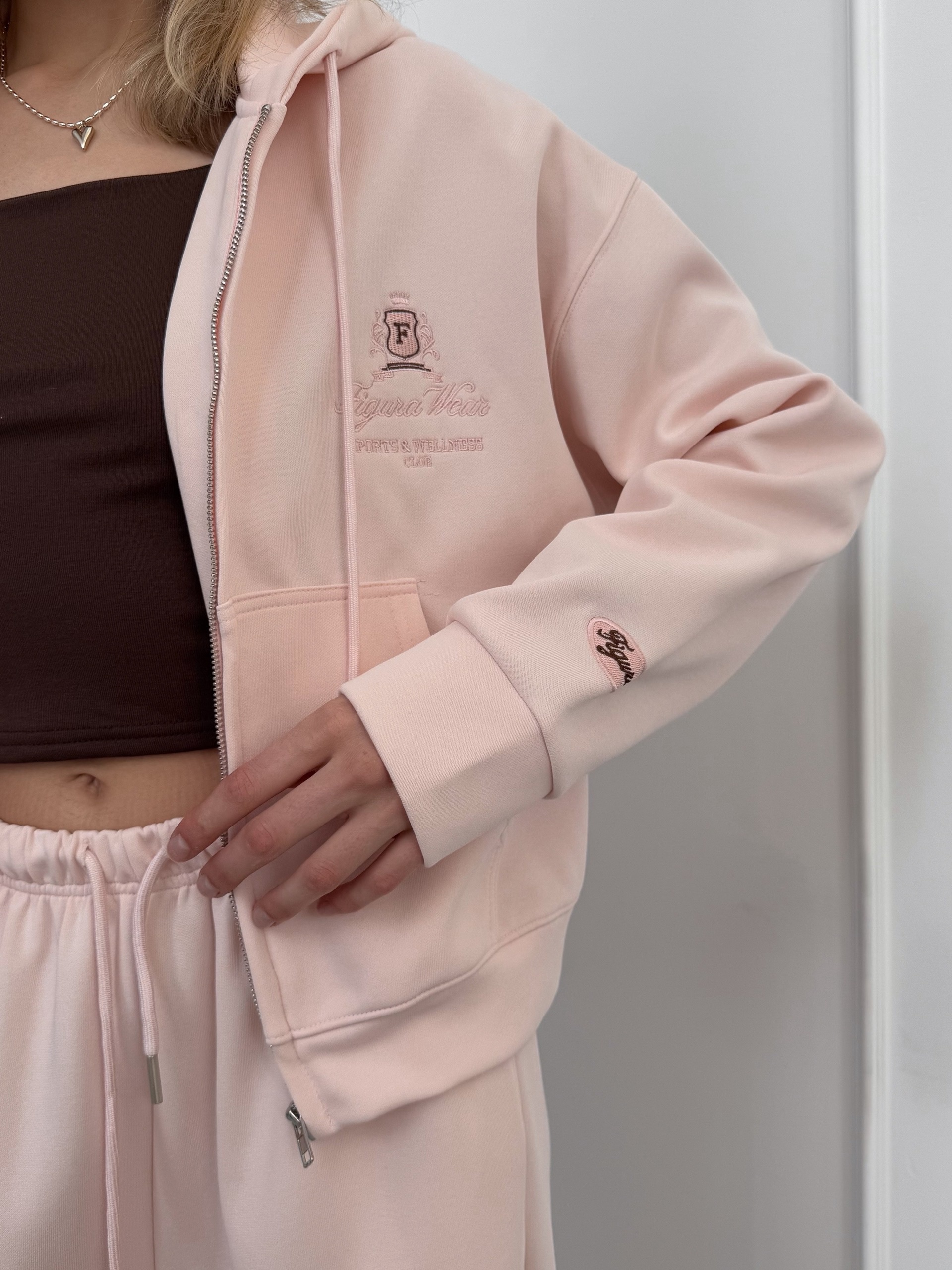 Костюм Korea 291095 толстовка на молнии надпись Figura wear+кюлоты на кулиске