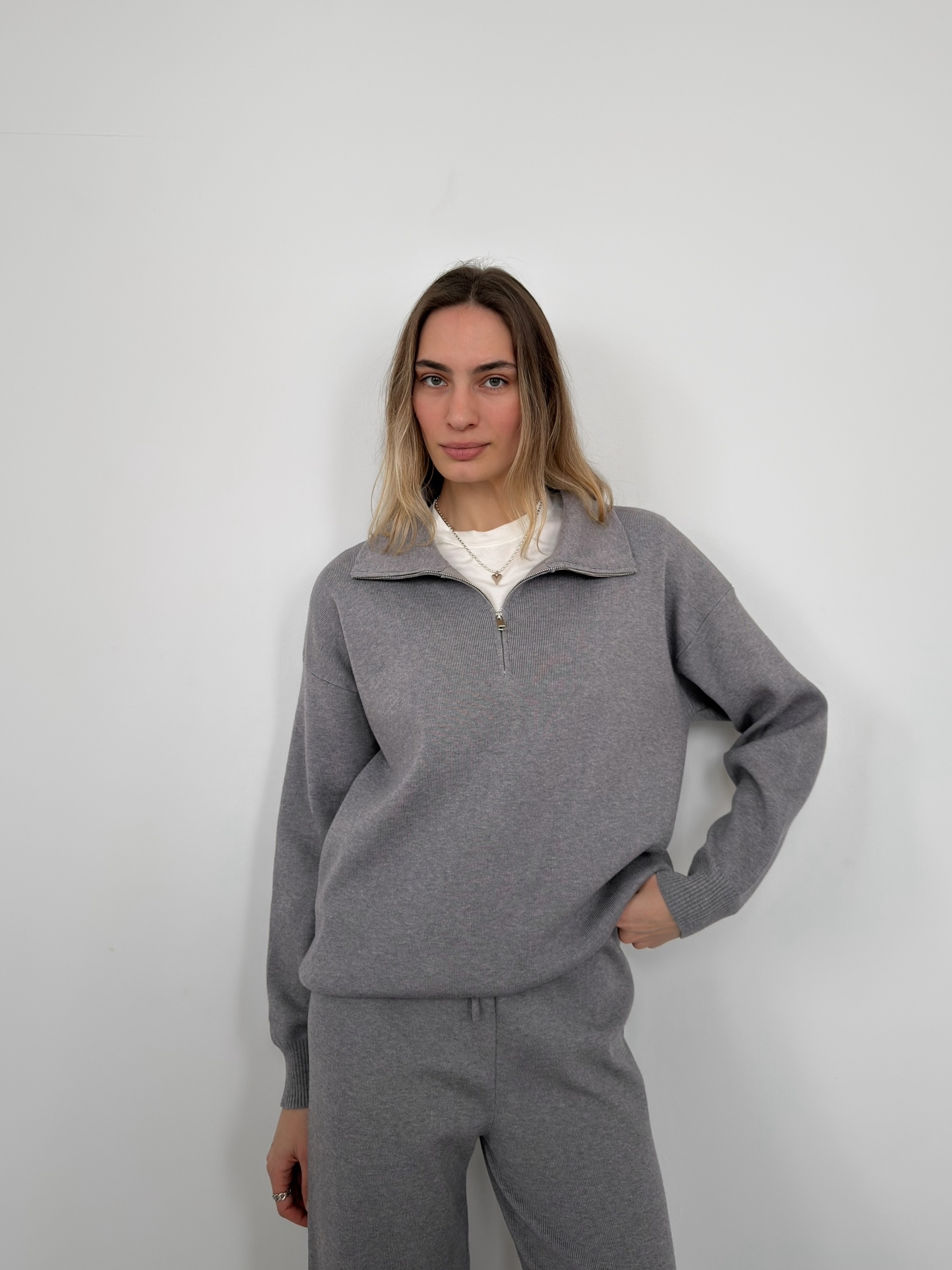 Костюм Korea 4970джемпер поло на молнии+брюки