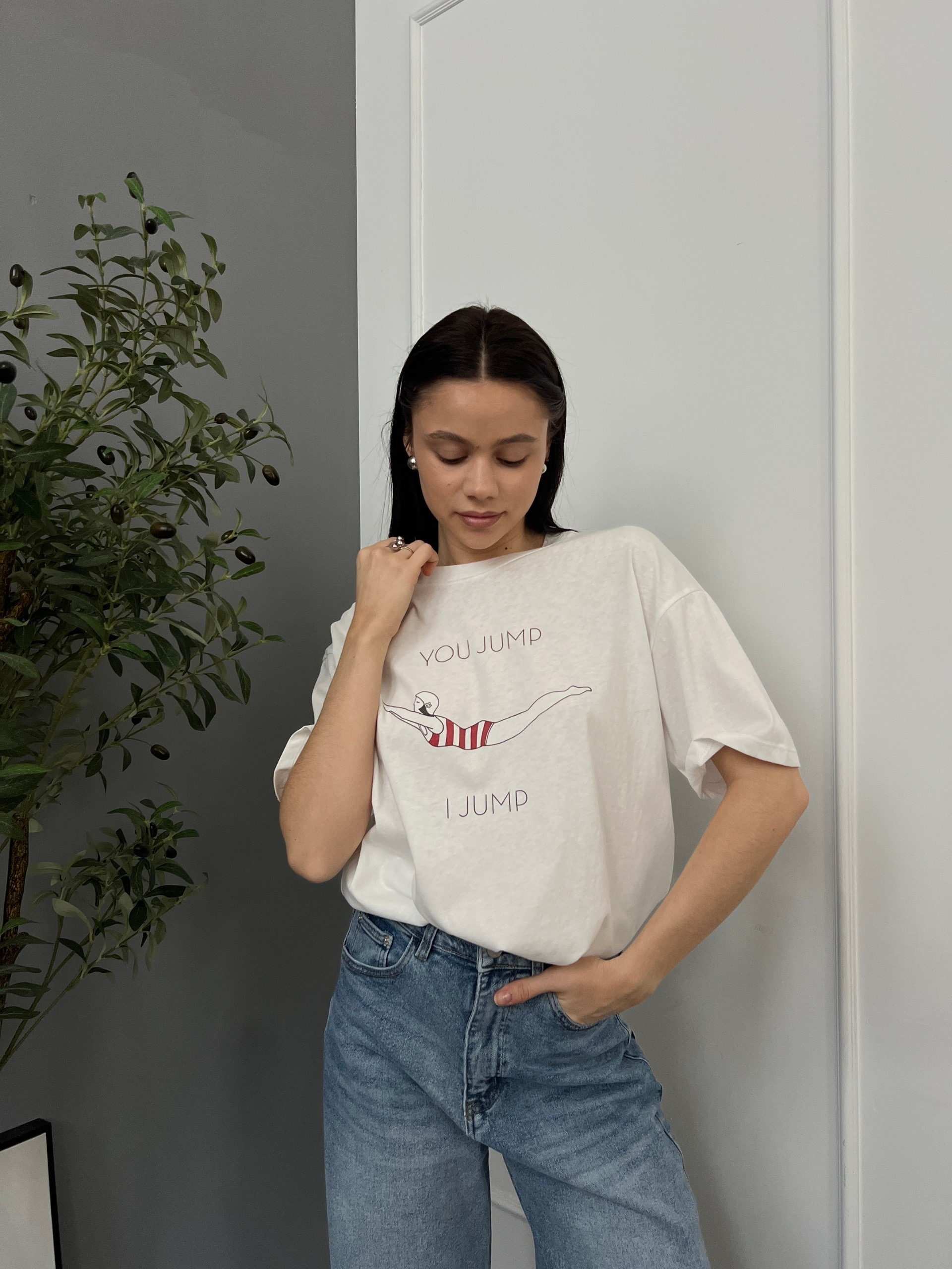 Футболка MISS HAN you jump