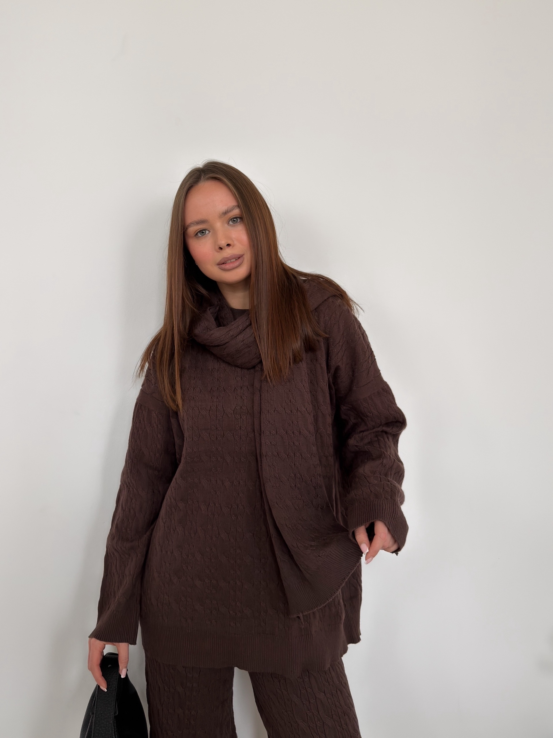 Костюм трикотаж routiine с шарфом