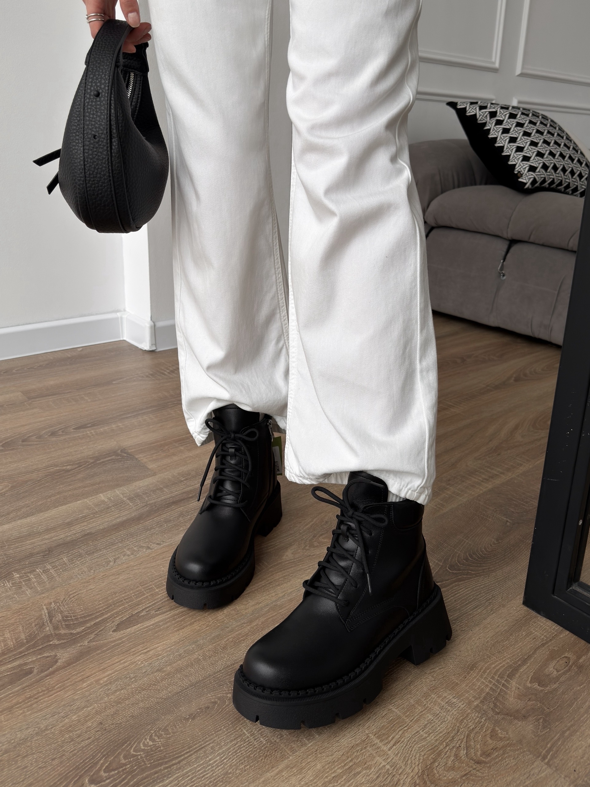 Ботинки FEENA 1307black  шнуровка