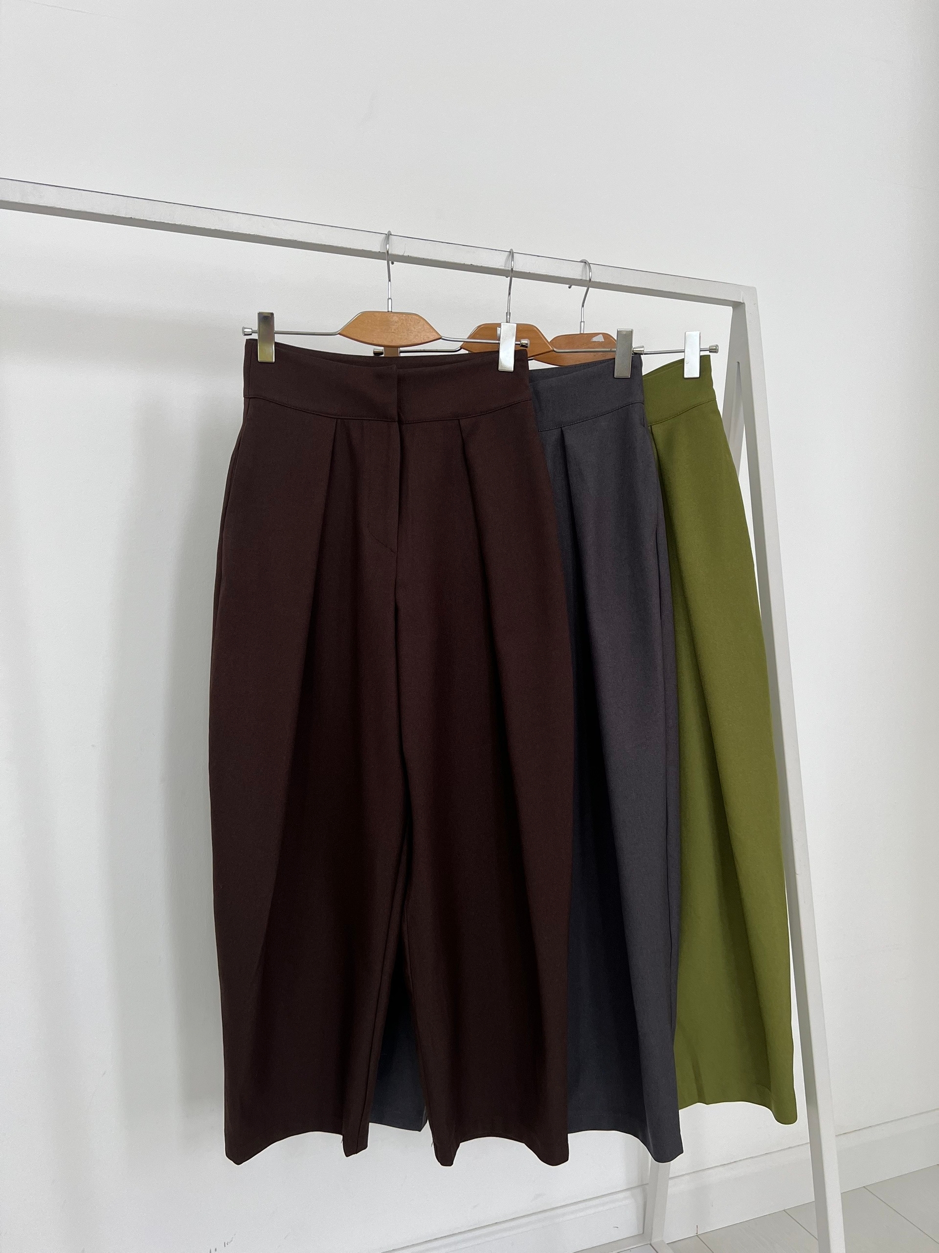 Брюки Liza 200 защипы