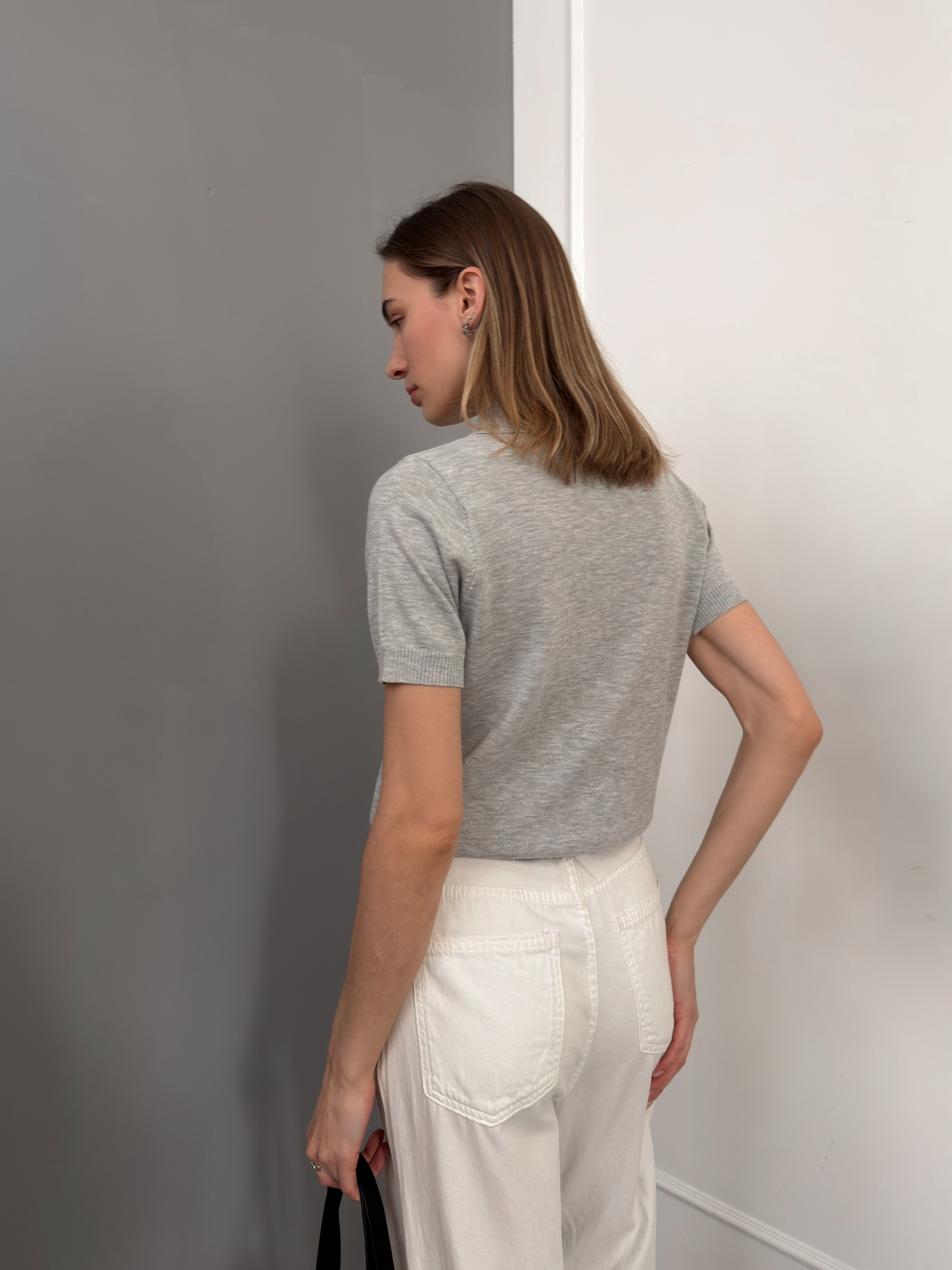 Поло трикотаж на замке буква h